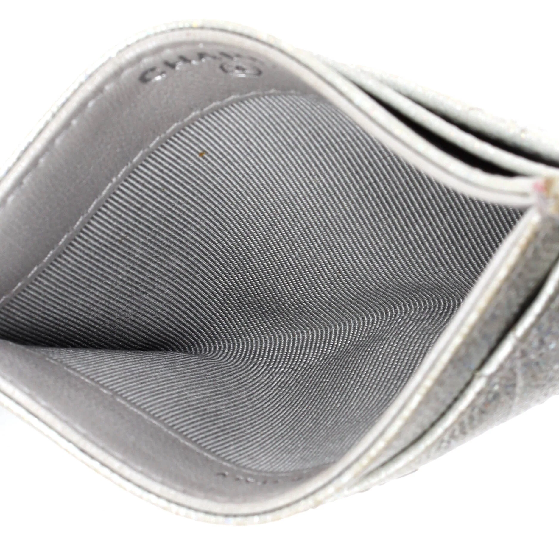 Classic Card Holder Quilted Iridescent Caviar - Image 5