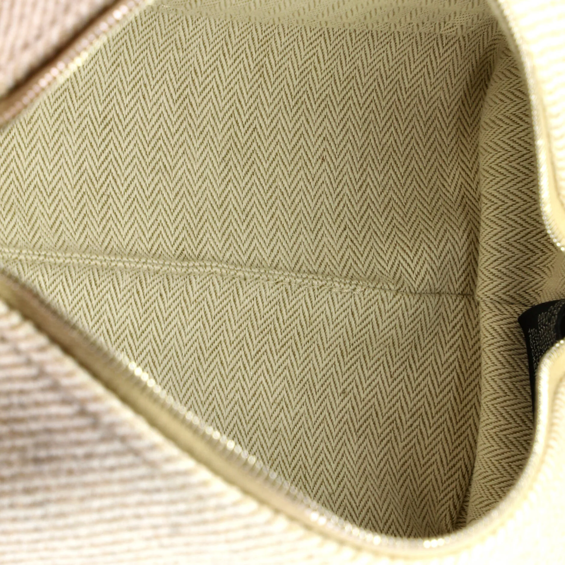 Bride-A-Brac Travel Case Wool PM - Image 5