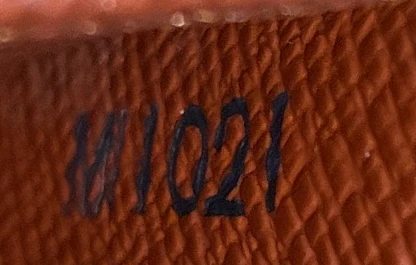 Compact Zippe Wallet Monogram Canvas - Image 9