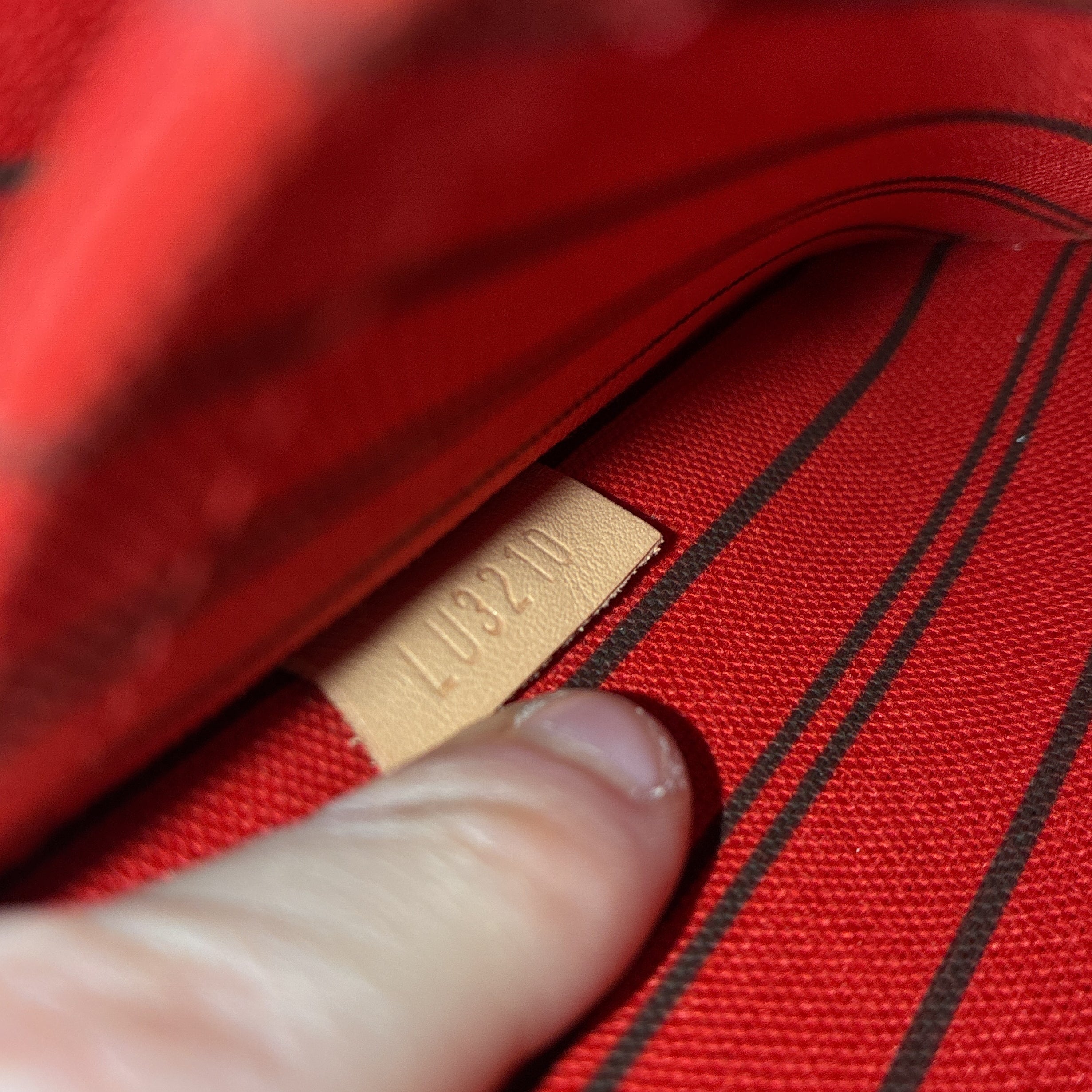 Neverfull Pochette Monogram Canvas Large - Image 9