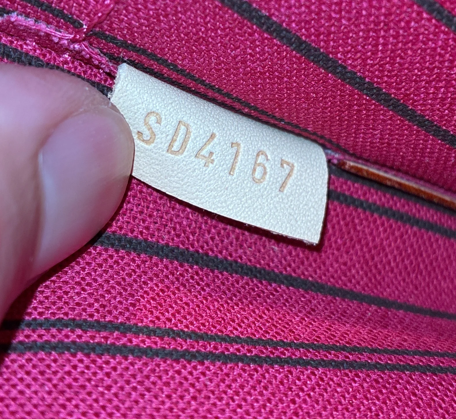 Neverfull Pochette Monogram Canvas Large - Image 9