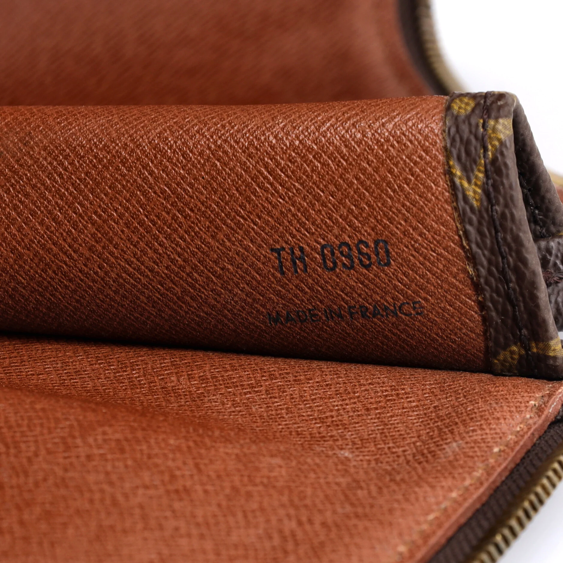 Poche Documents Monogram Canvas - Image 6