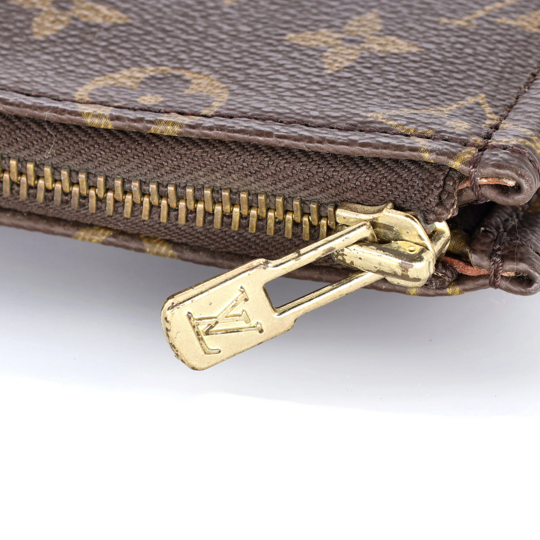 Poche Documents Monogram Canvas - Image 7