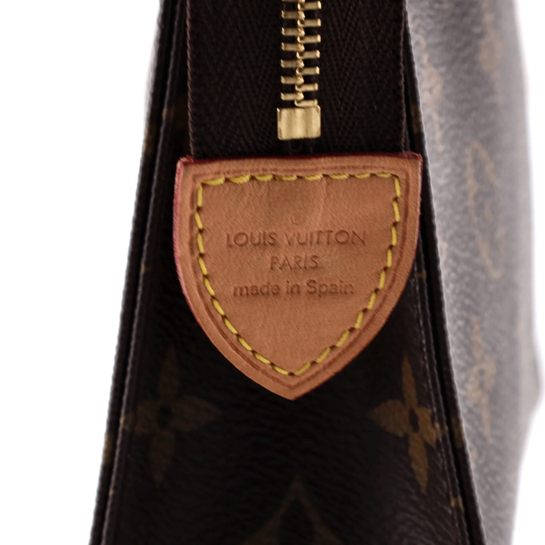 Toiletry Pouch Monogram Canvas 19 - Image 7