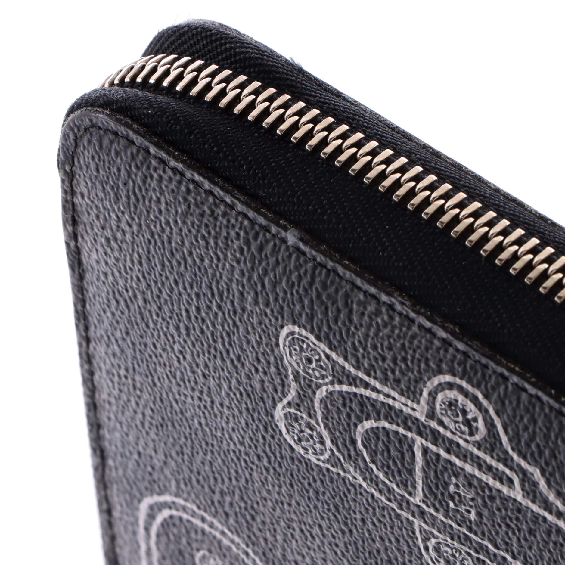 Zippy Organizer Limited Edition Trunks and Locks Damier Graphite - Image 7