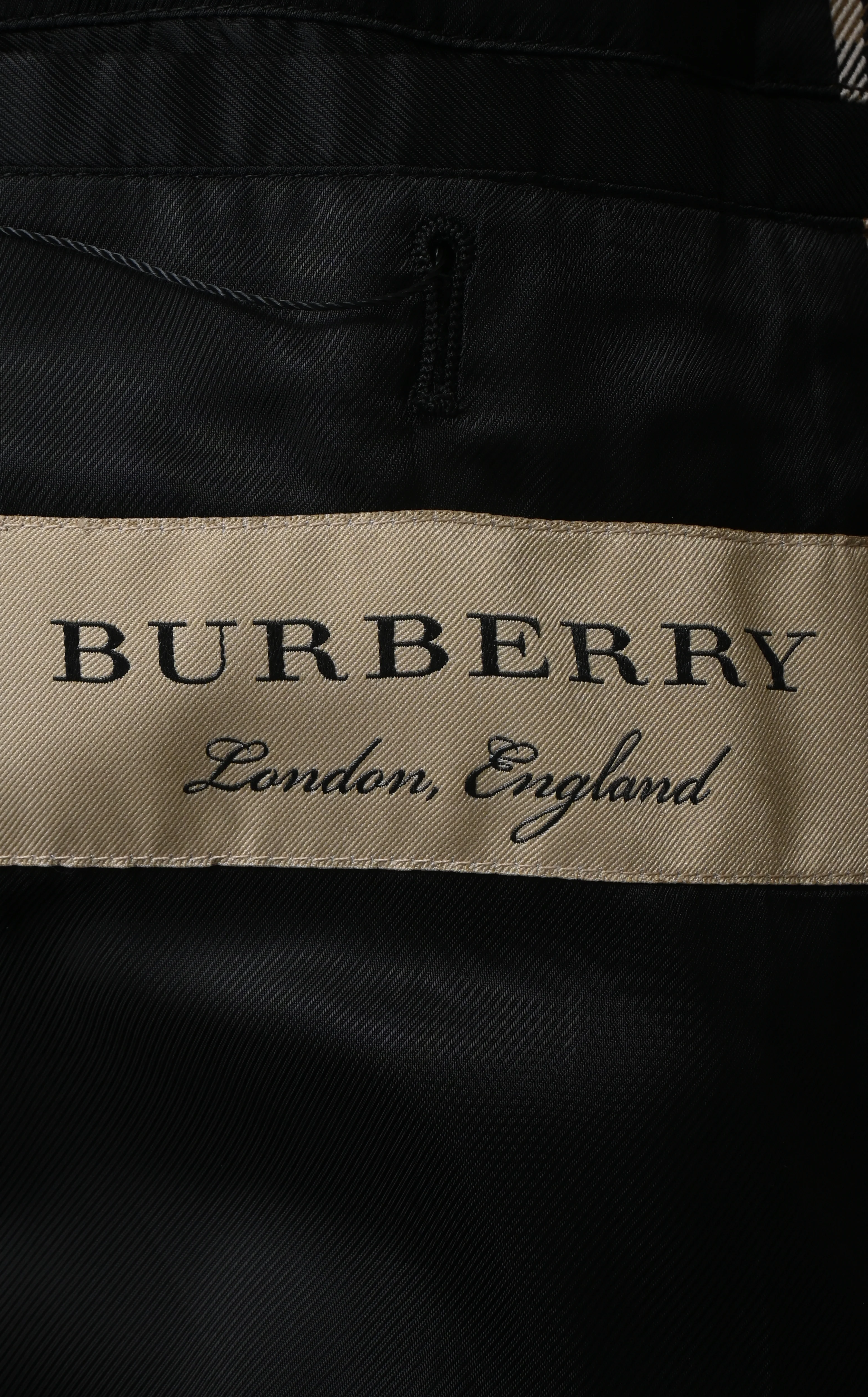 Men's Burberry Plaid Lenthorne Car Trench Coat in Brown Cotton - Image 9