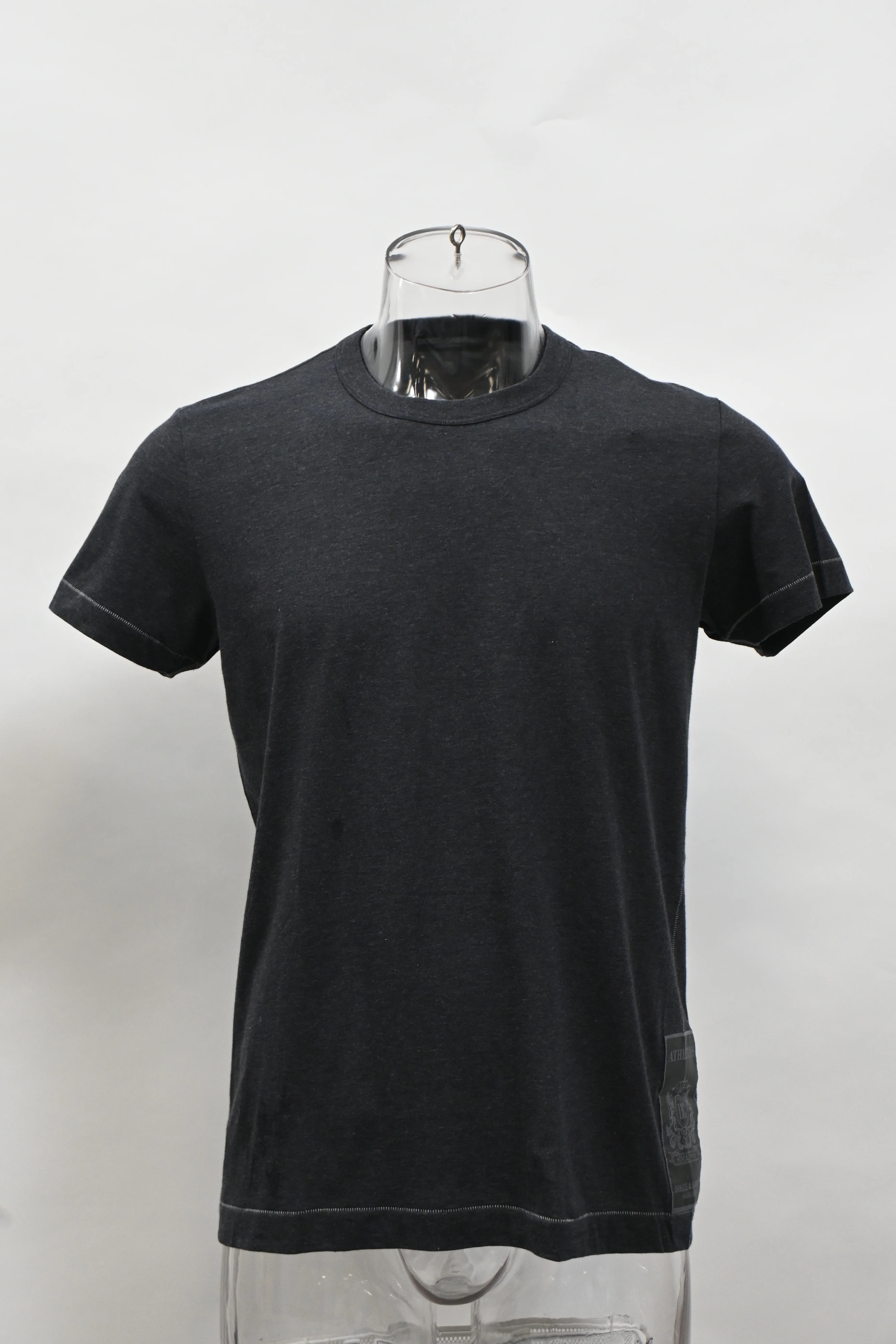 Men's  Dolce & Gabbana Logo-Patch T-Shirt in Black Cotton - Image 6
