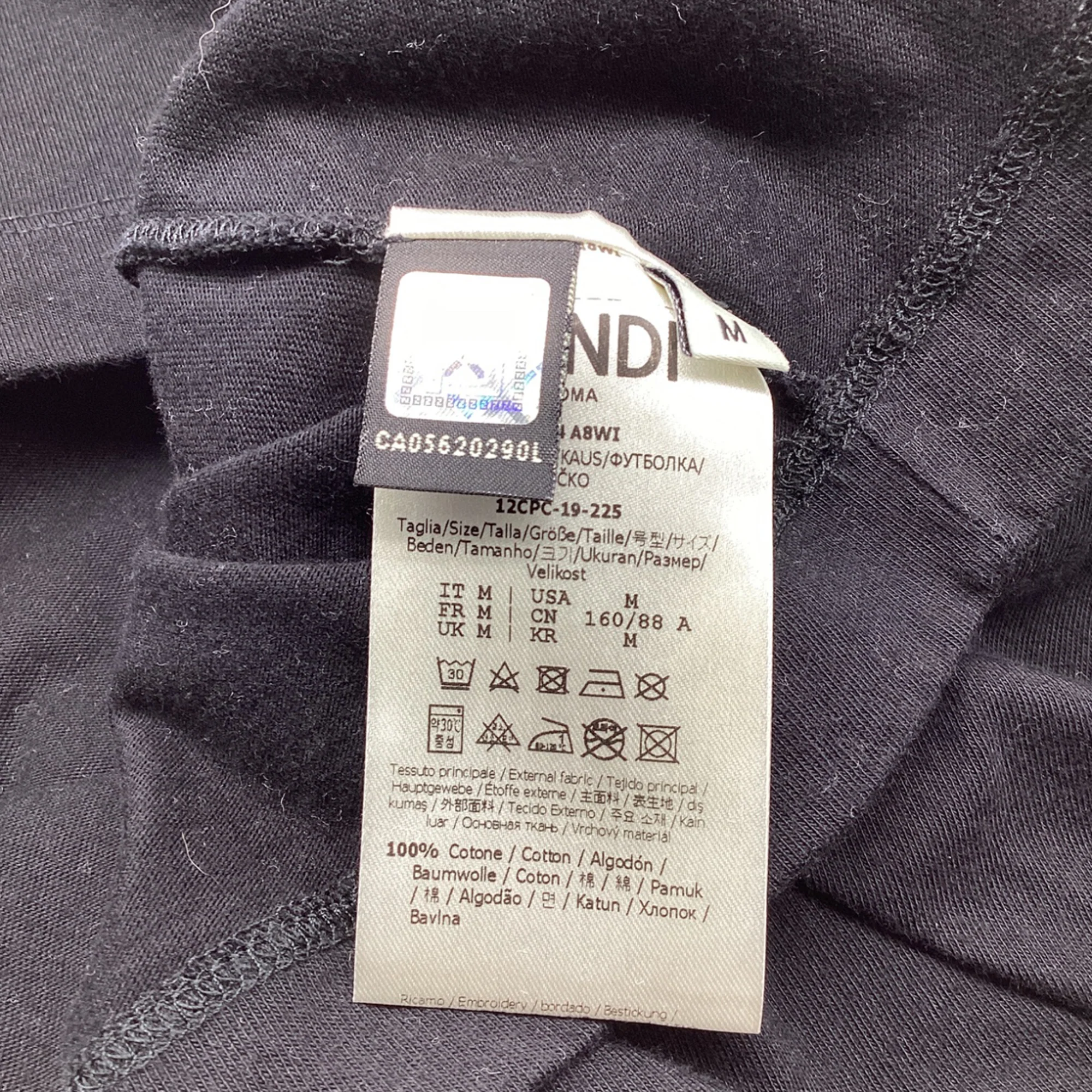 Women's Fendi Fendirama Cropped T-Shirt in Black Cotton - Image 6