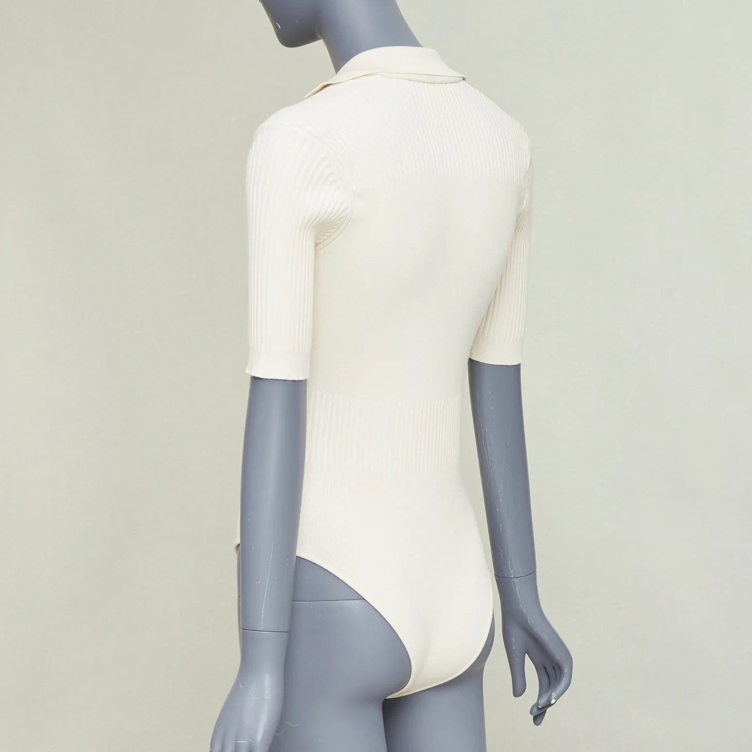 Women's JACQUEMUS Le Body Yauco ivory viscose blend ribbed knit polo bodysuit top FR36 S - Image 6