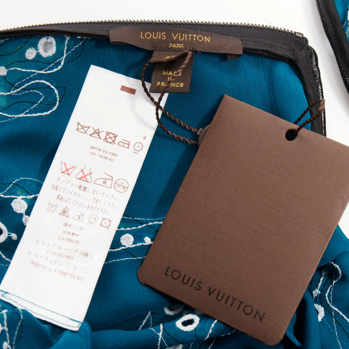 Women's LOUIS VUITTON 2015 Runway black blue embroidered anglais scallop hem top FR38 M - Image 8