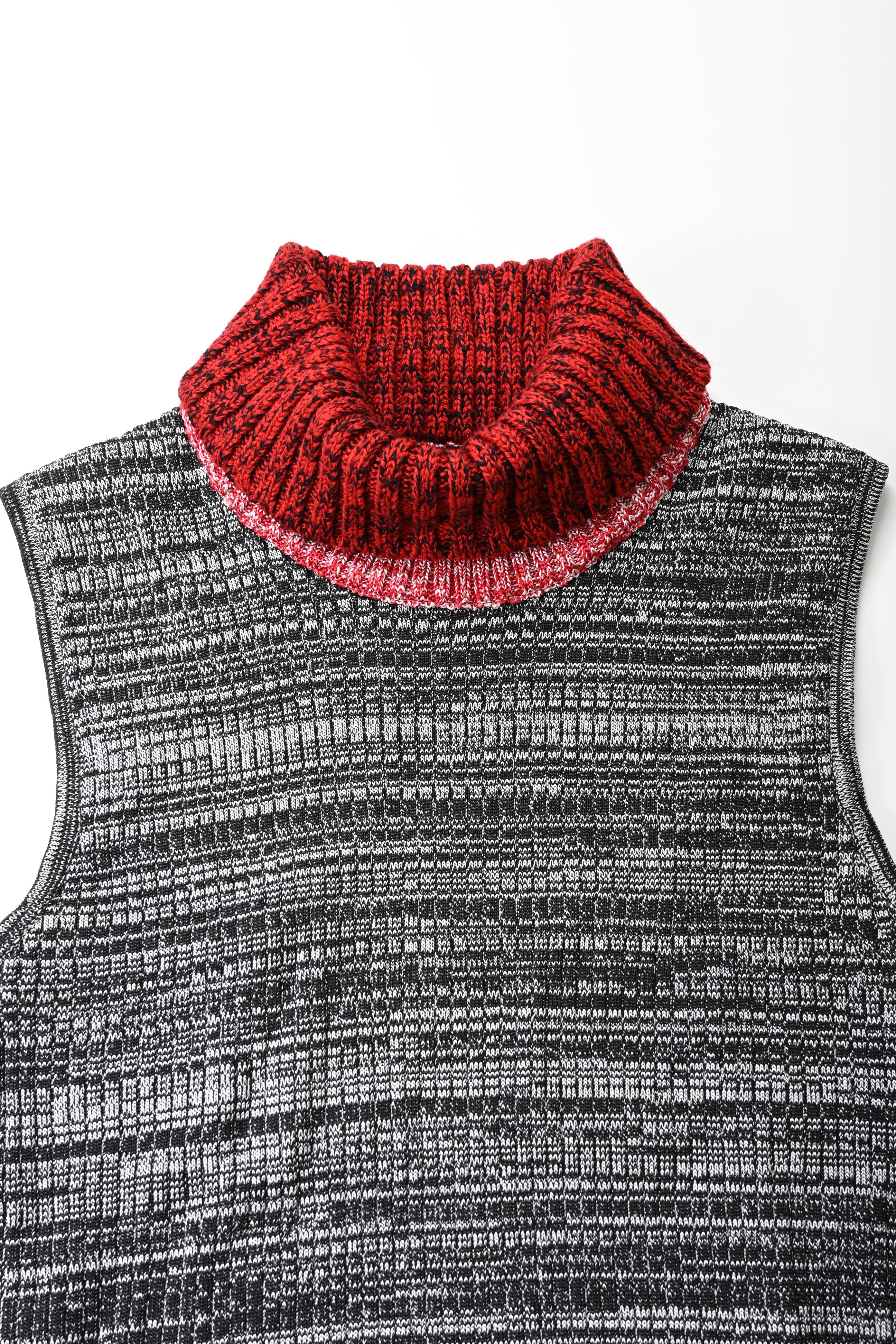 Women's Louis Vuitton Patterned Knit Sleeveless Turtleneck Top in Grey Silk - Image 10