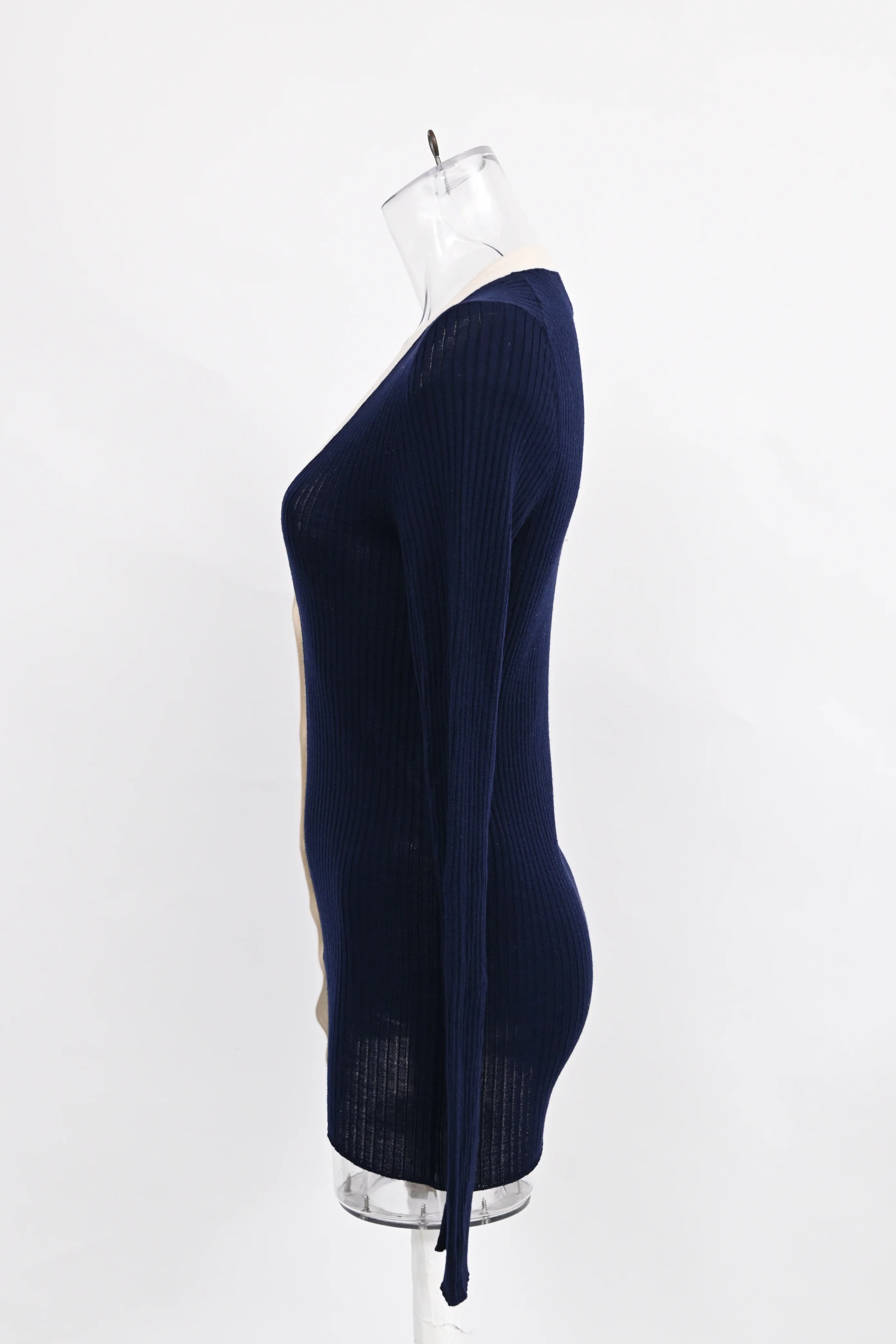 Women's Prada V-neck Cardigan in Navy Blue Cashmere - Image 7
