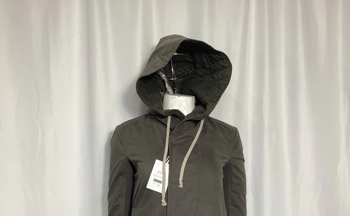Women's Rick Owens Fishtail Parka in Olive Cotton - Image 10