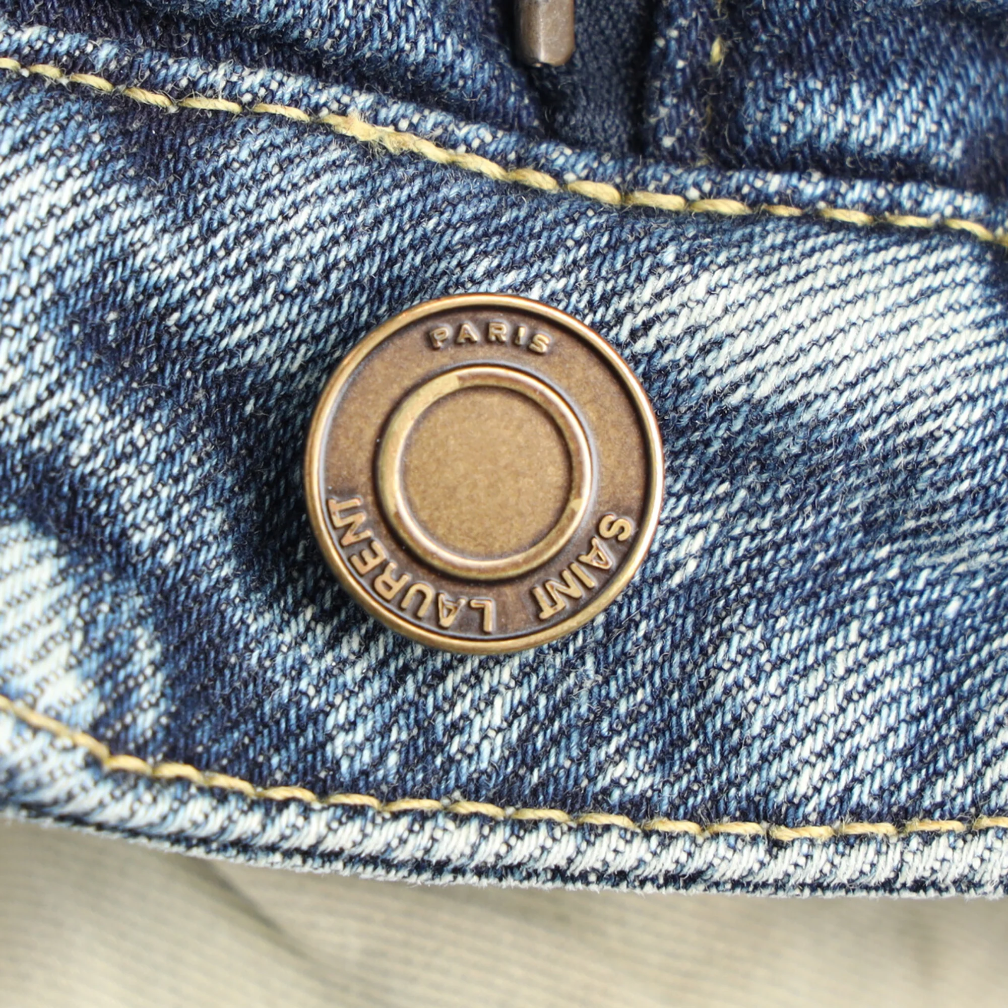 Women's Saint Laurent Slim Light Wash Jeans in Light Blue Denim - Image 9