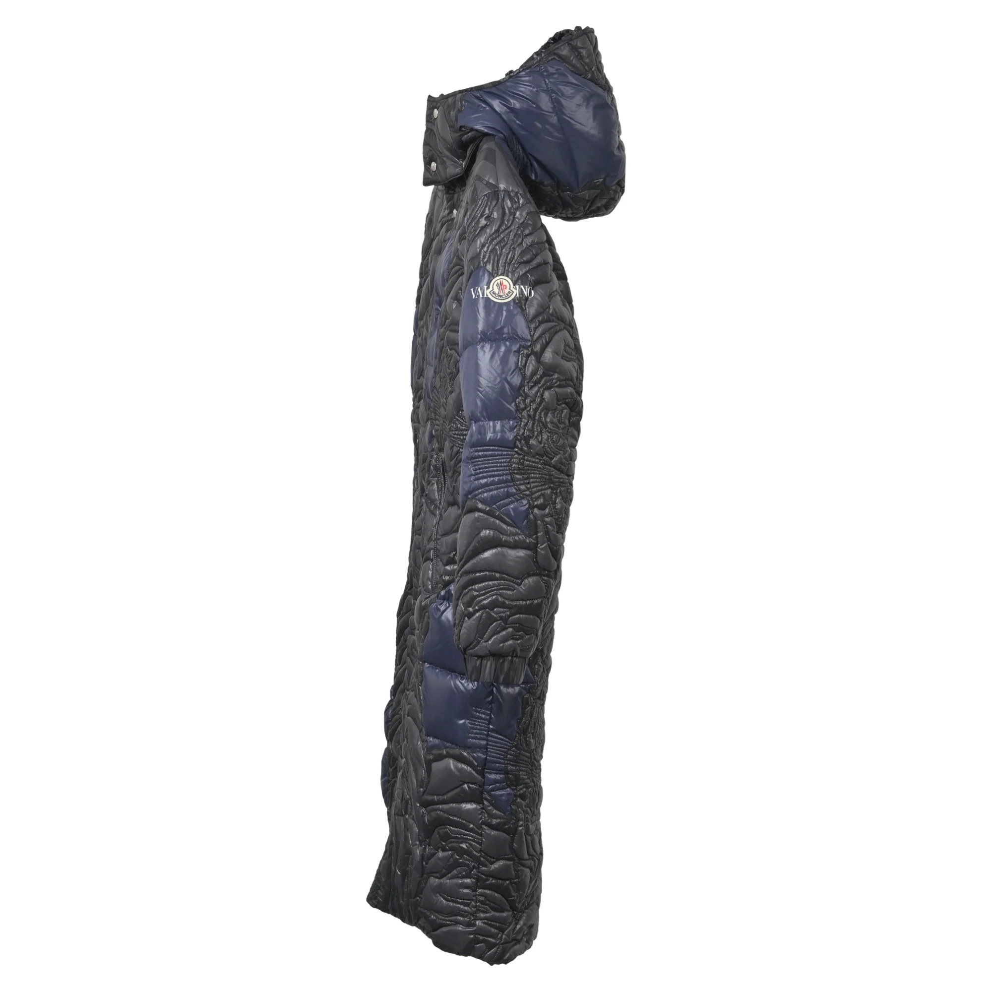 Men's Valentino x Moncler Embroidered Tiger Re-Edition Quilted Down Coat in Blue Nylon - Image 2