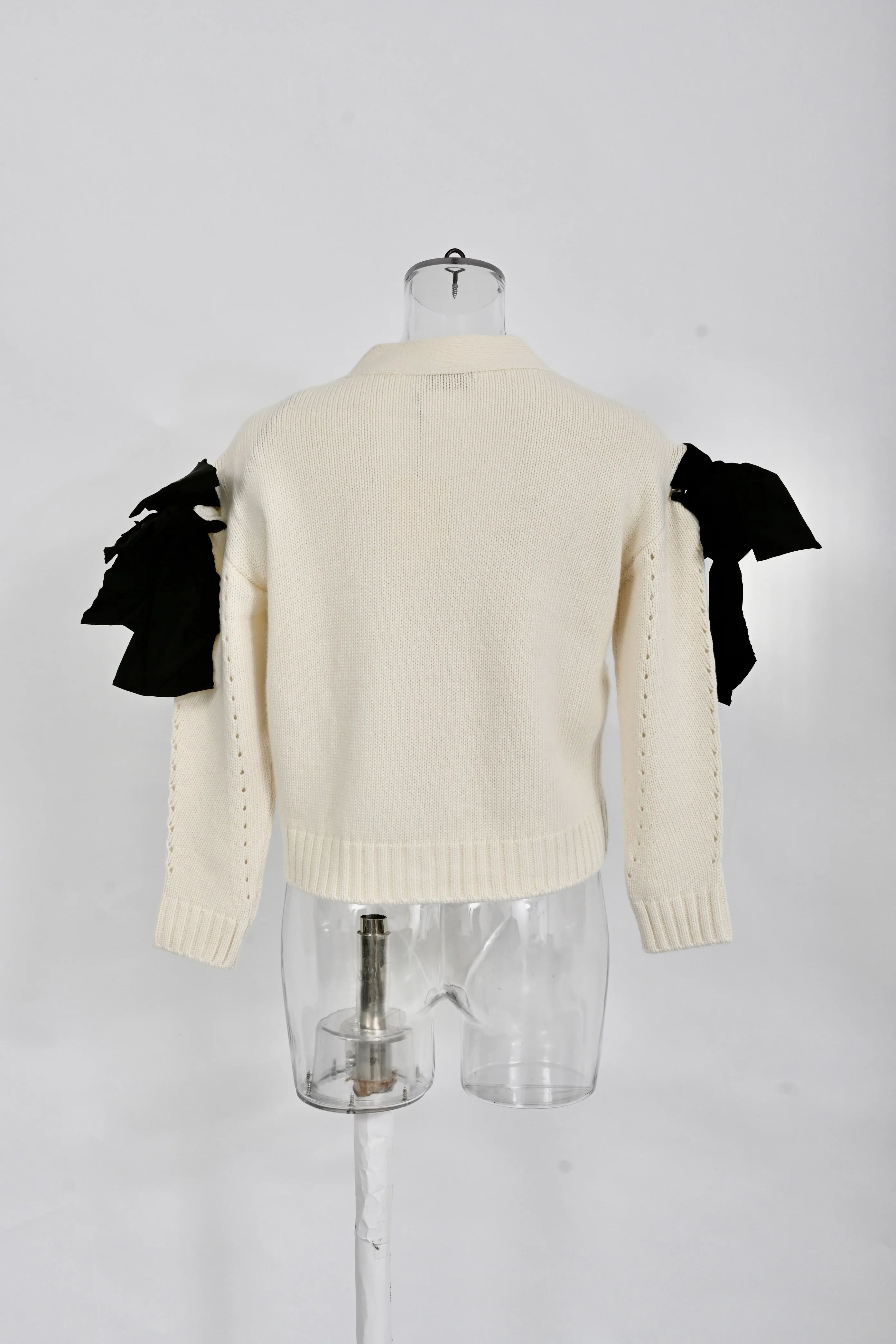 Women's RED Valentino Knitted Bow Accent Cardigan in Cream Wool - Image 8