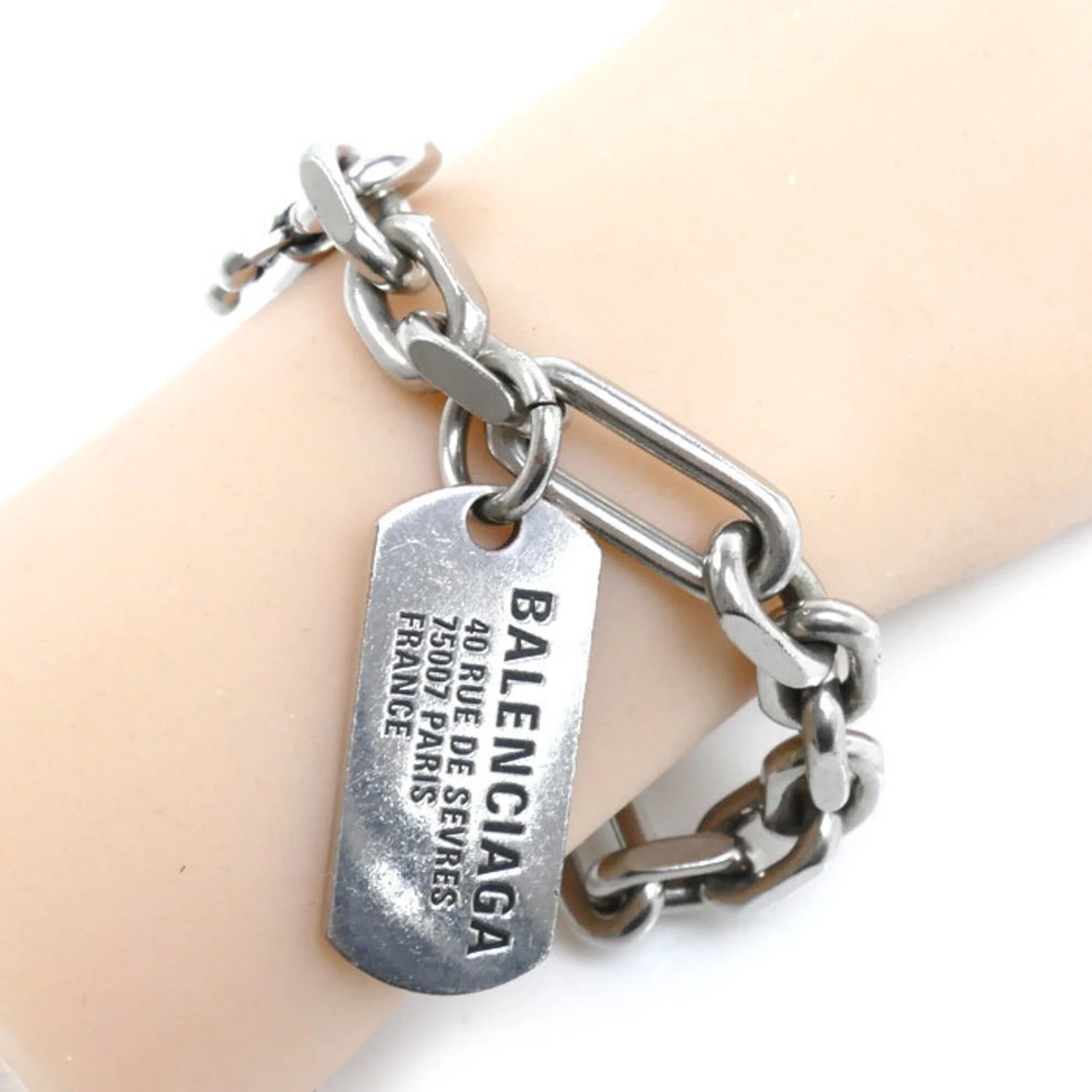 Tags Carabiner Bracelet Brass - Image 6