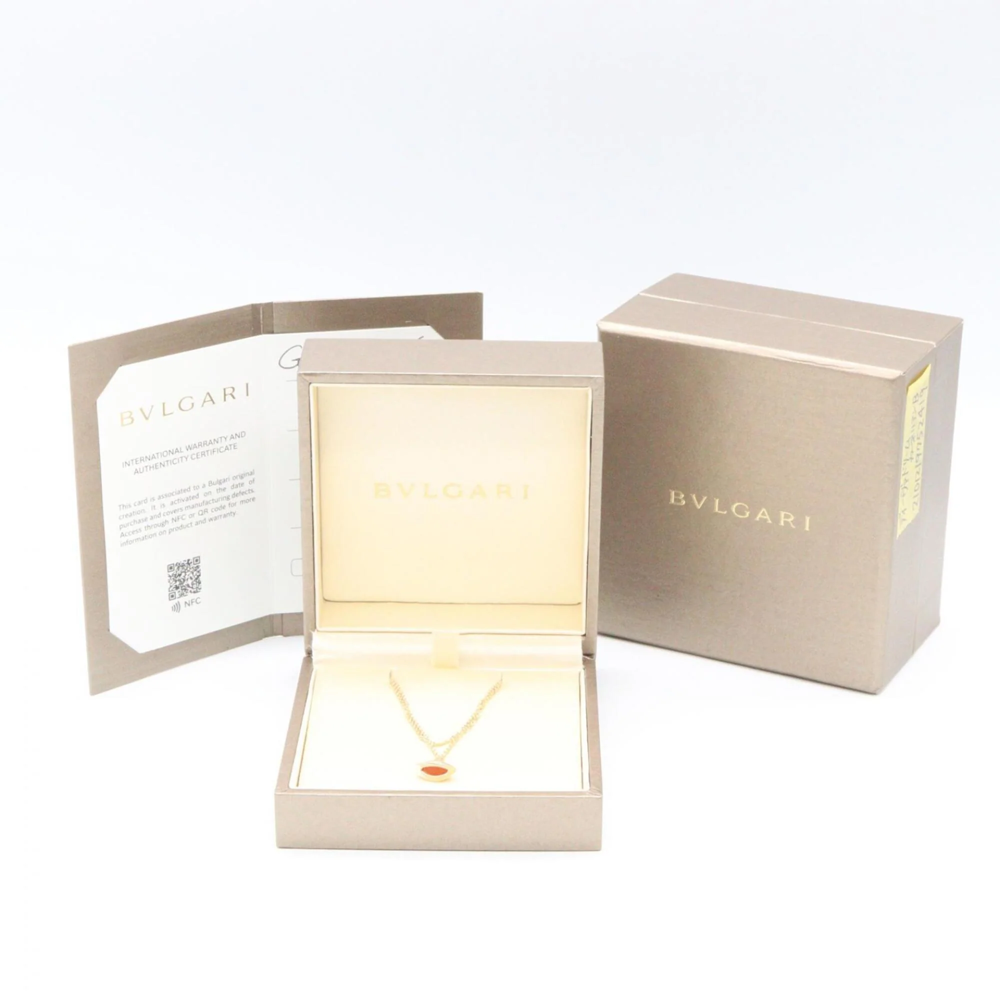 Diva's Dream Bracelet 18K Rose Gold with Carnelian - Image 6