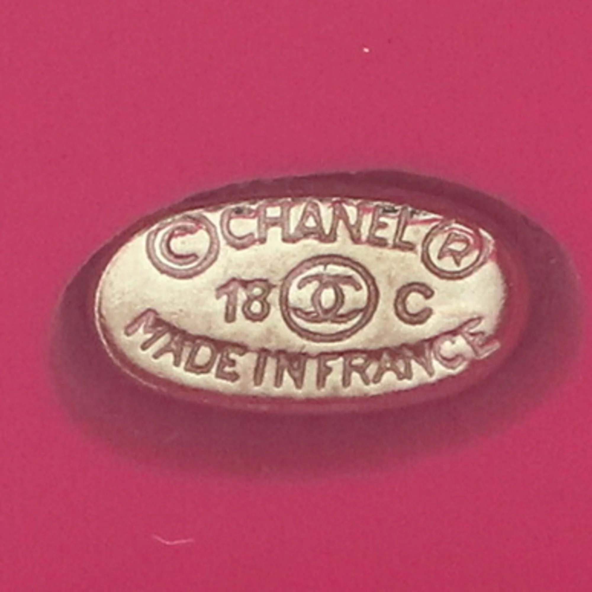 CC Logo Bracelet Metal - Image 3
