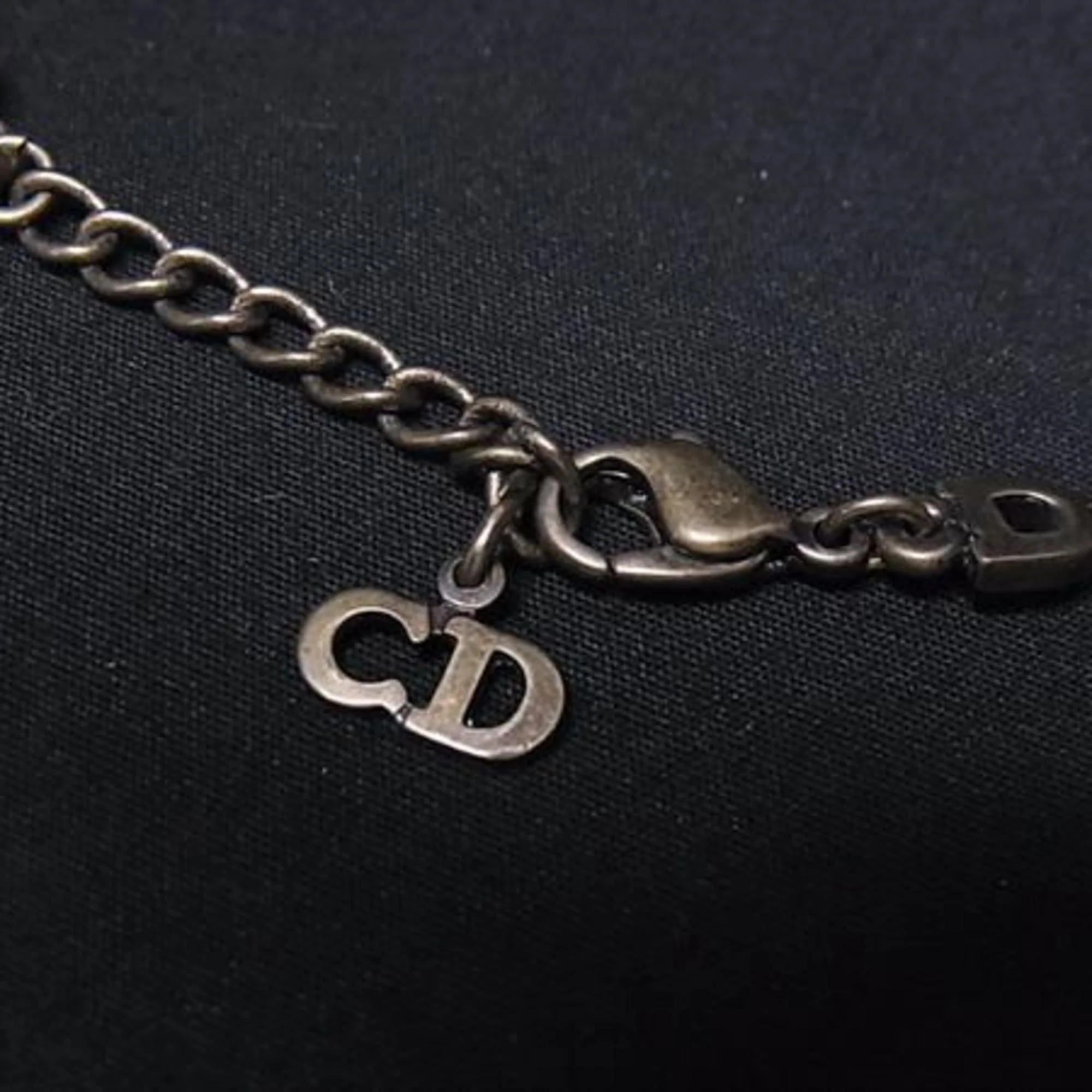 Charm Bracelet Metal Bronze and Green Mistletoe - Image 4