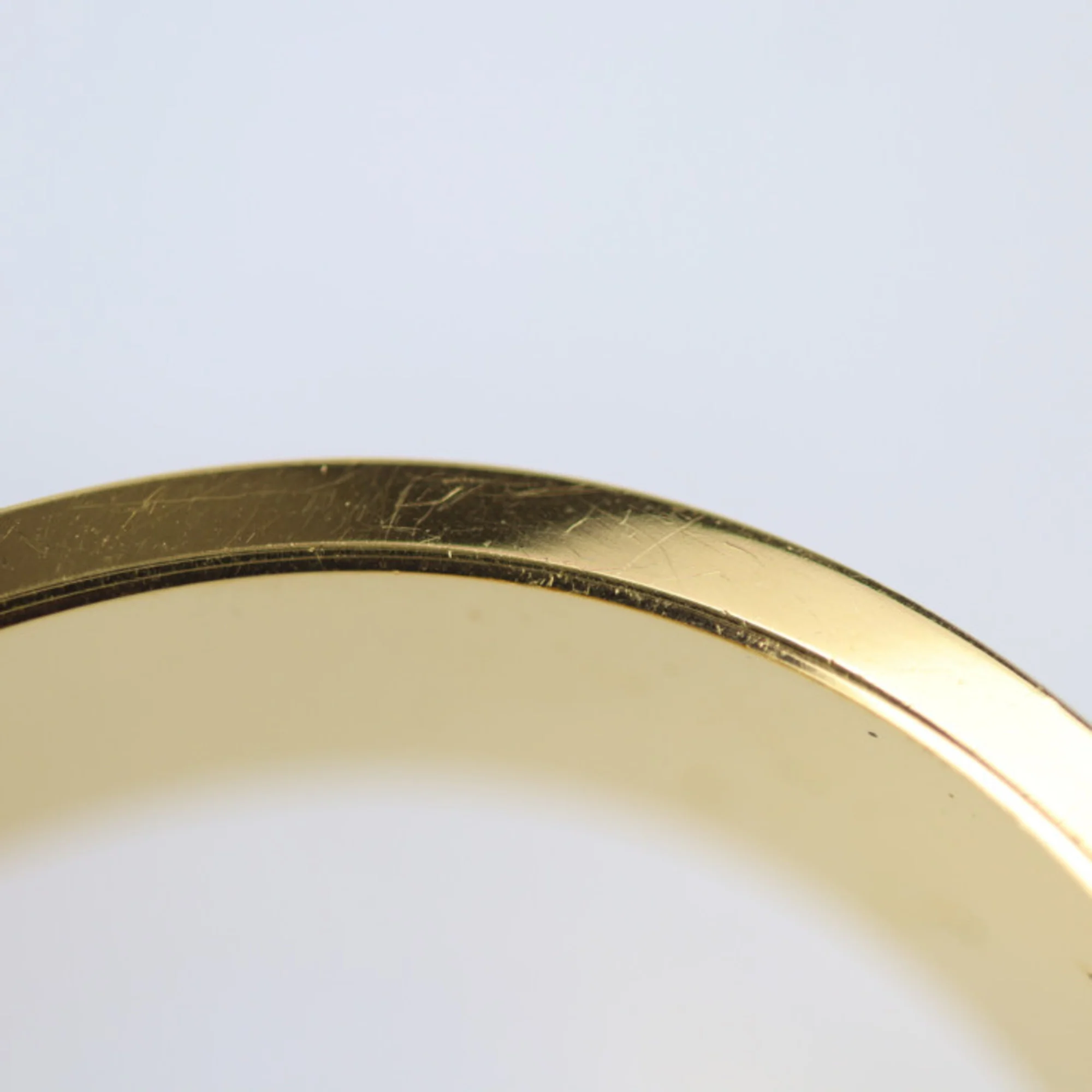 Bangle Leather and Metal Gold Red Bracelet - Image 6