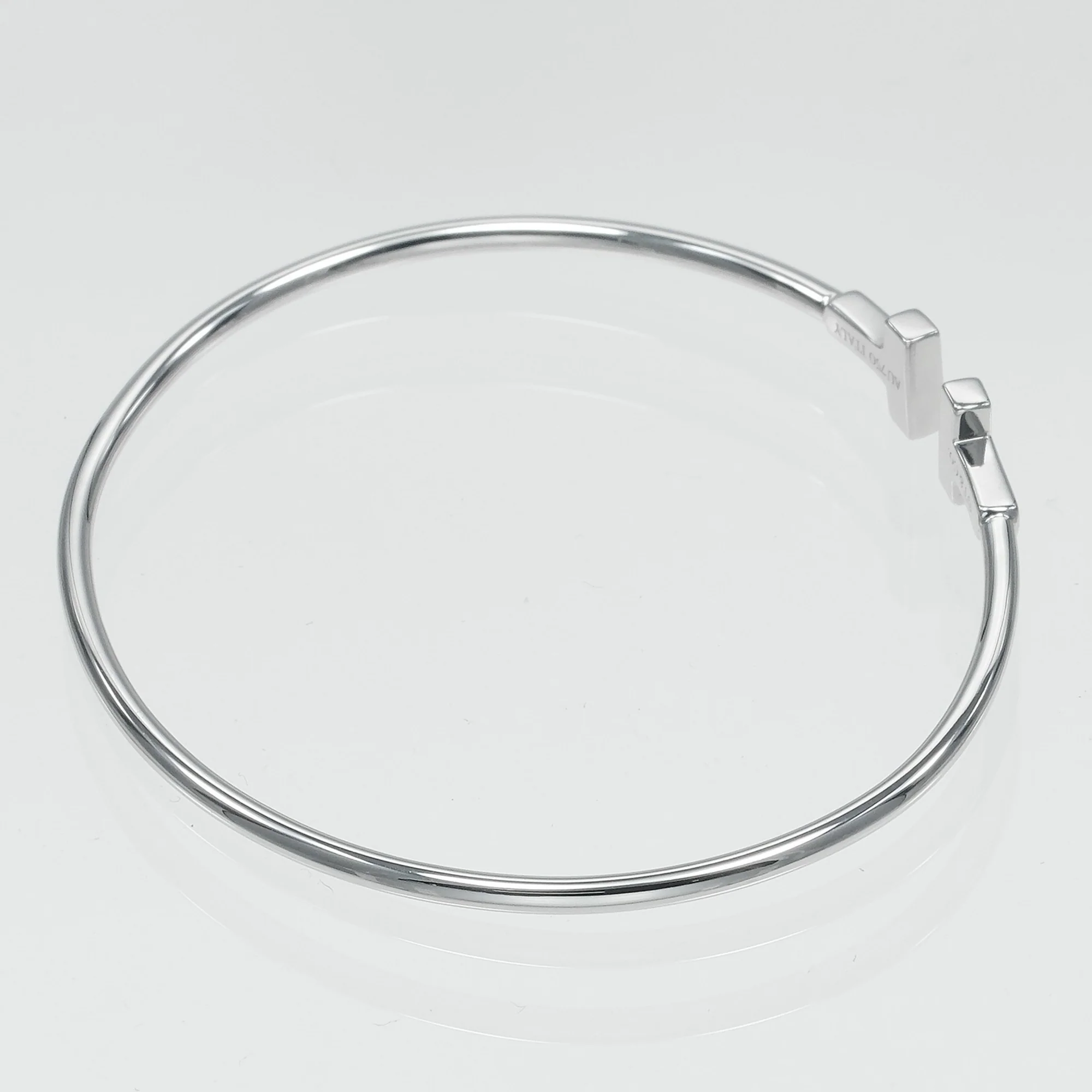 T Wire Bracelet 18K White Gold - Image 6