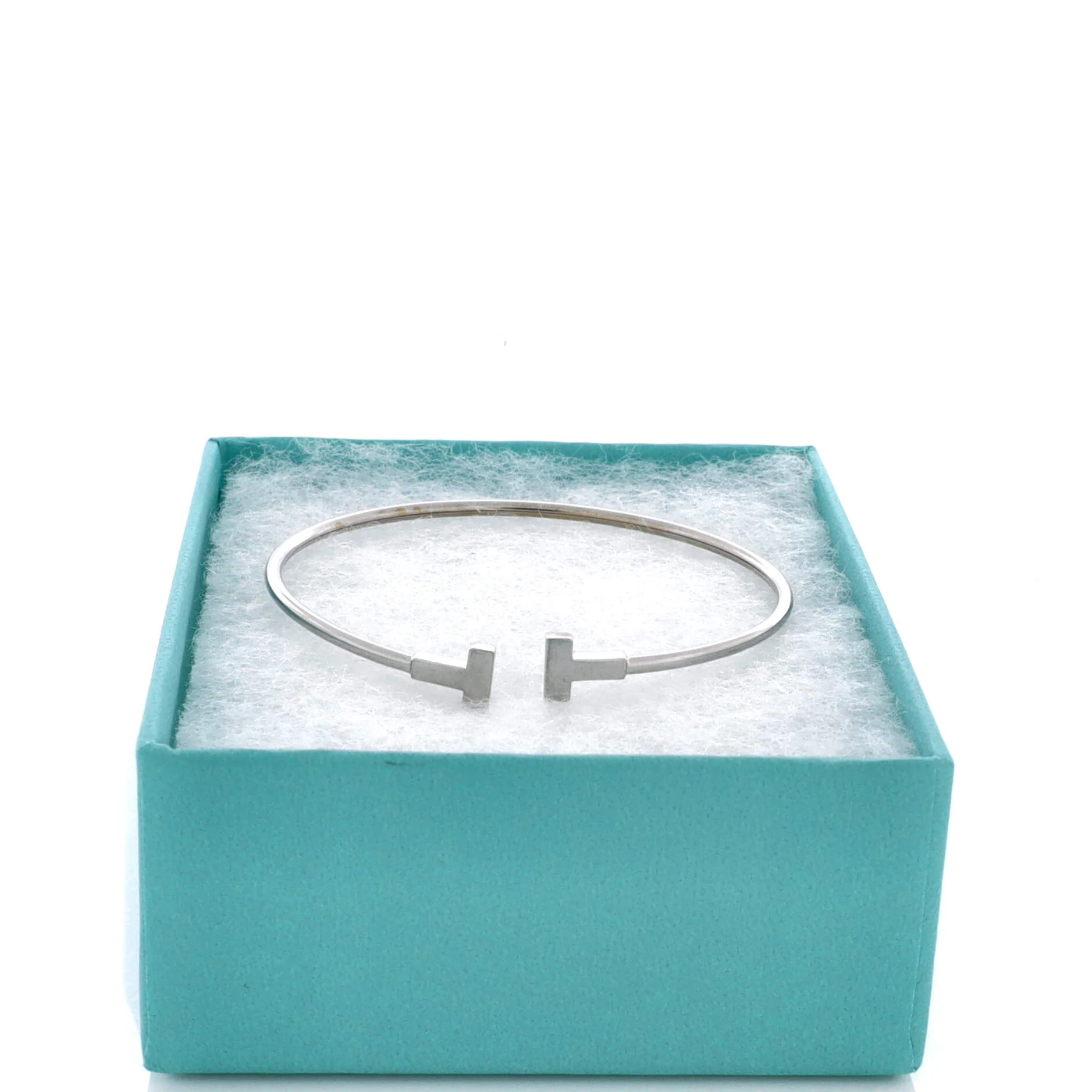 T Wire Bracelet 18K White Gold Narrow - Image 2