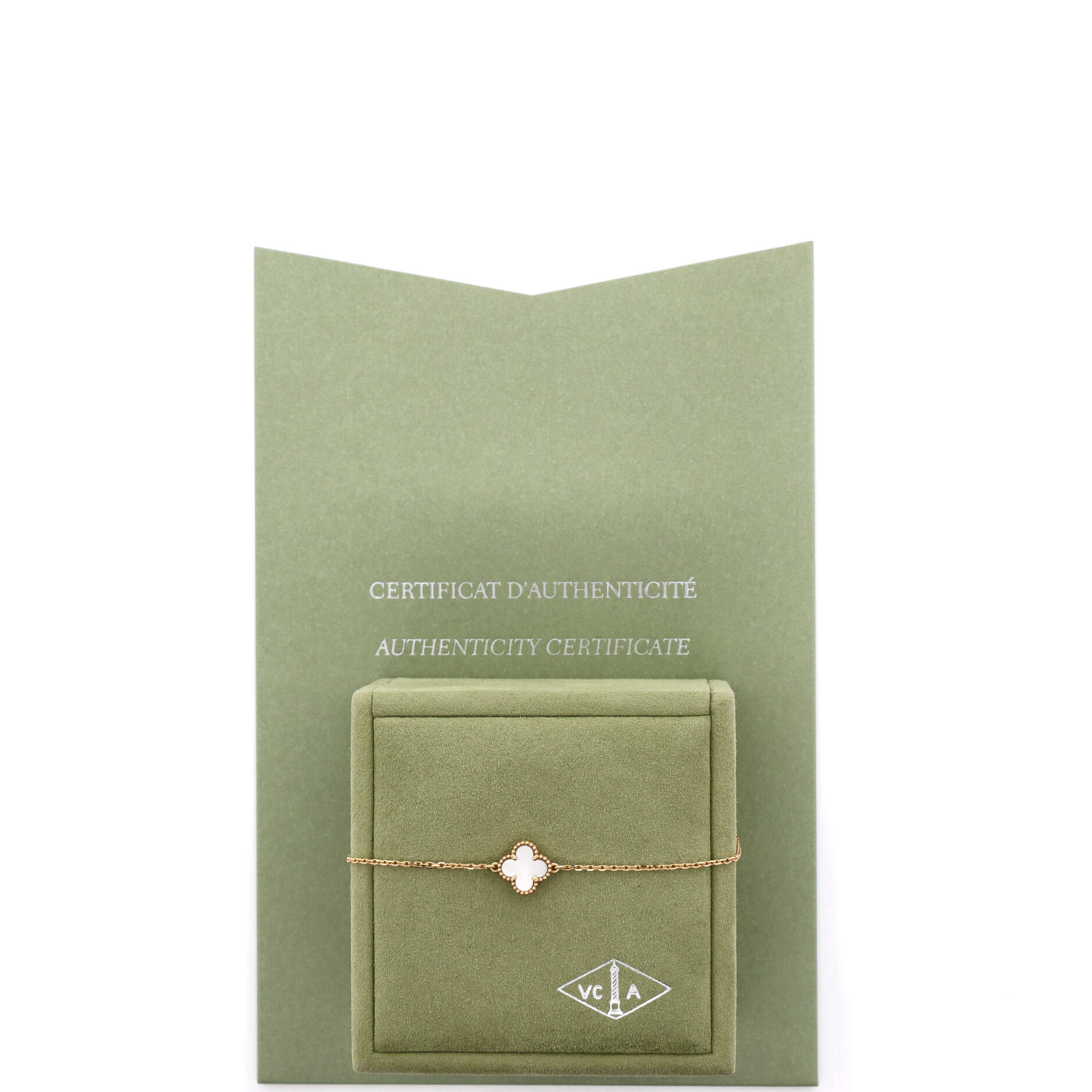 Sweet Alhambra Bracelet 18K Yellow Gold and Mother of Pearl - Image 2