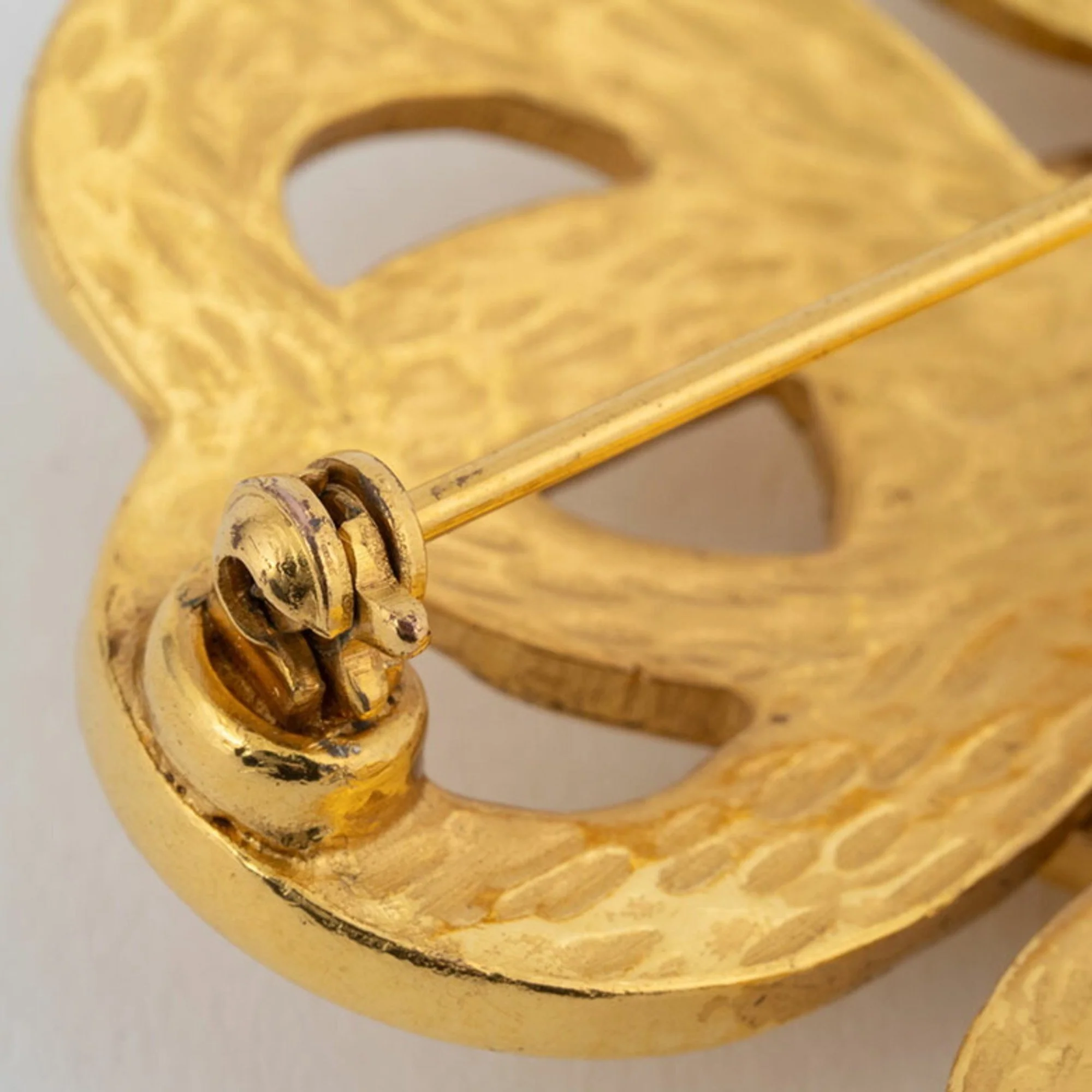 Brooch Metal Heart Flower - Image 6