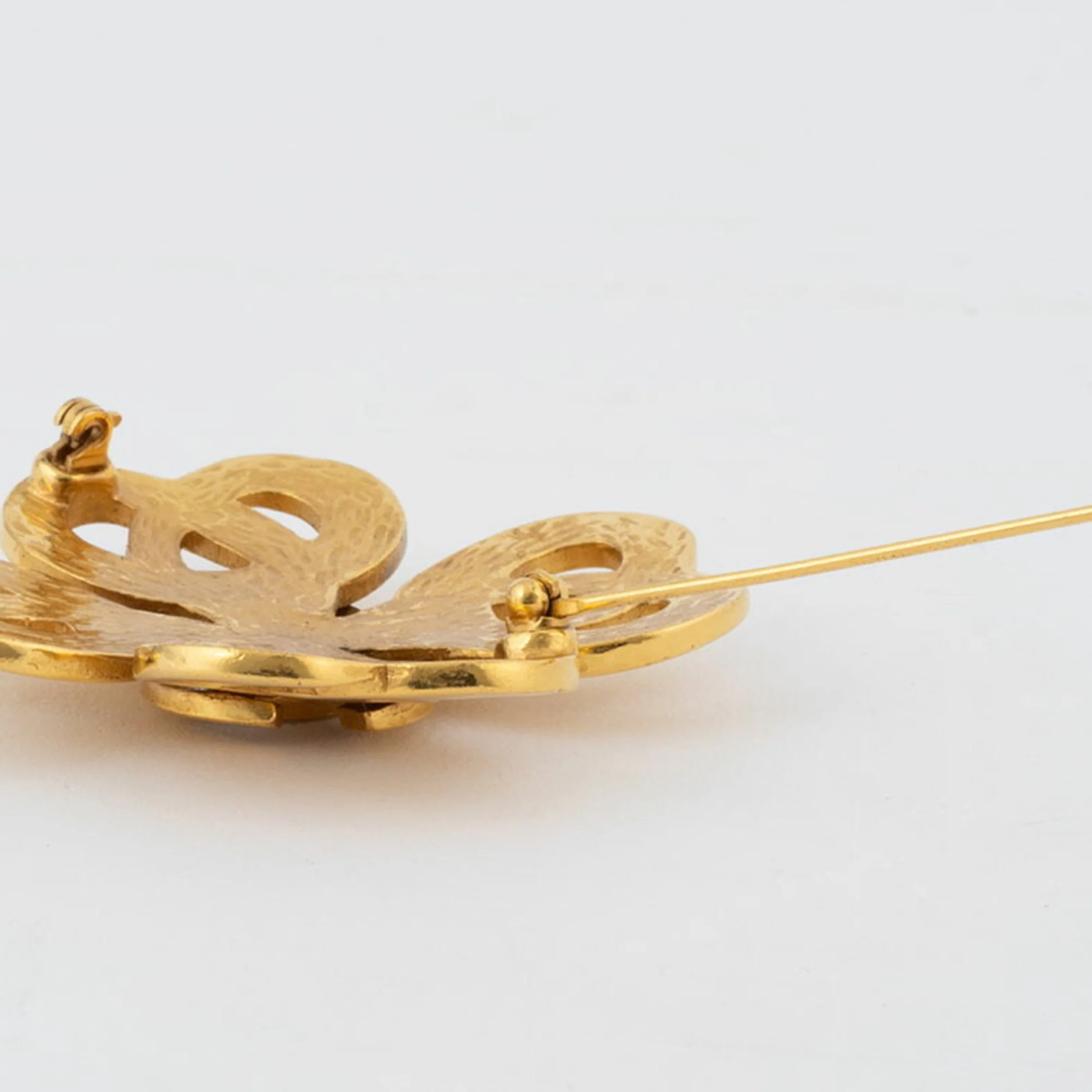 Brooch Metal Heart Flower - Image 8