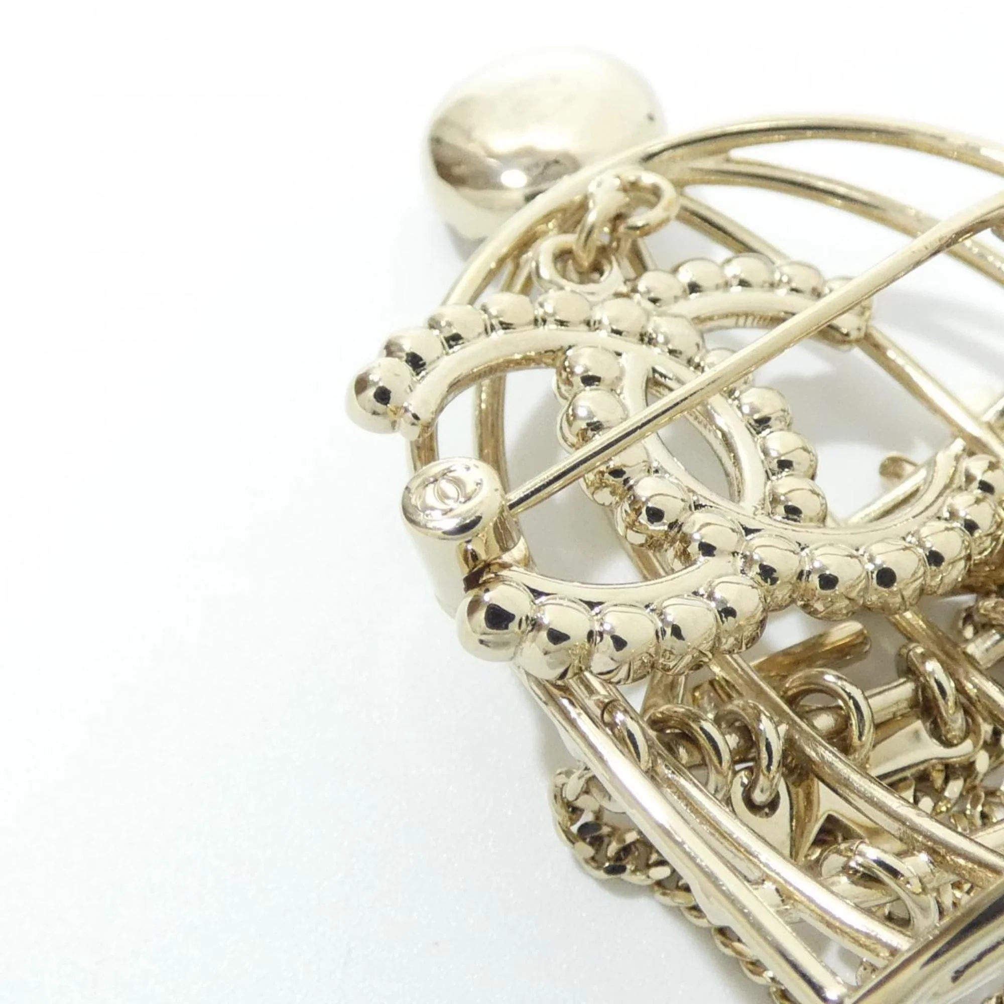 Brooch With Artificial Pearl Gold White - Image 4