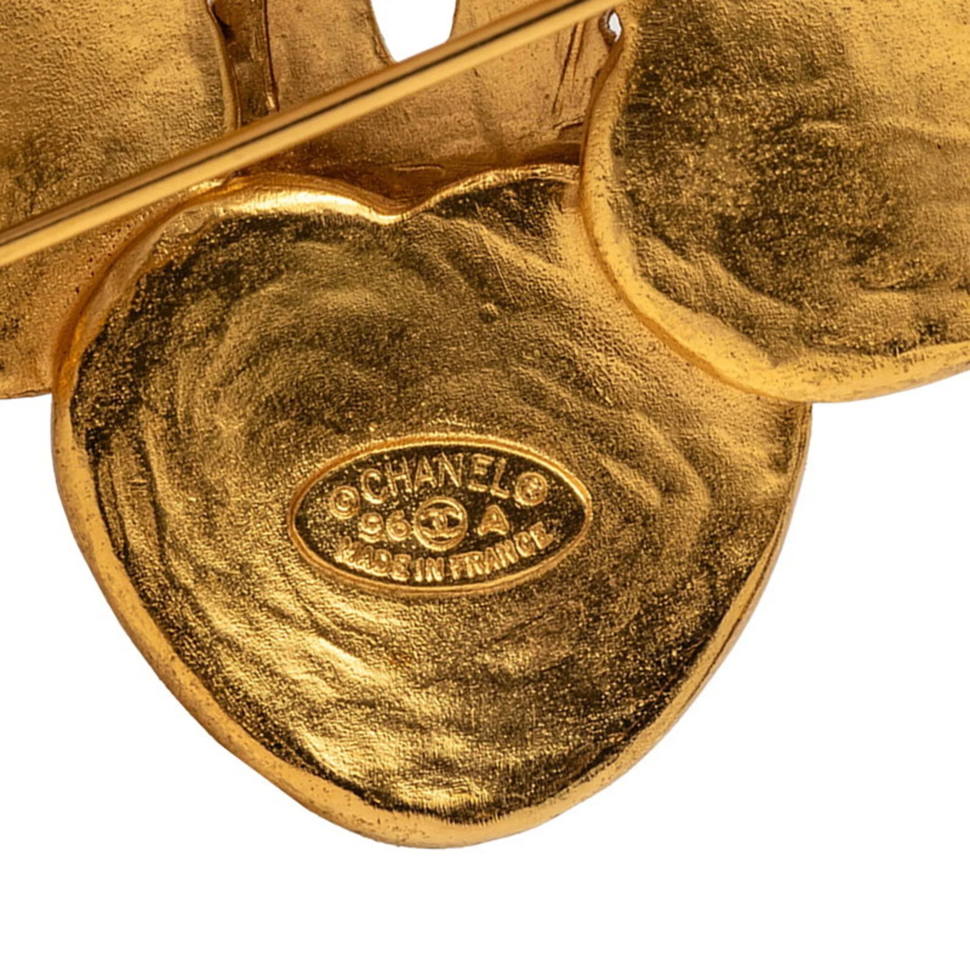 CC Logo Brooch Metal - Image 3