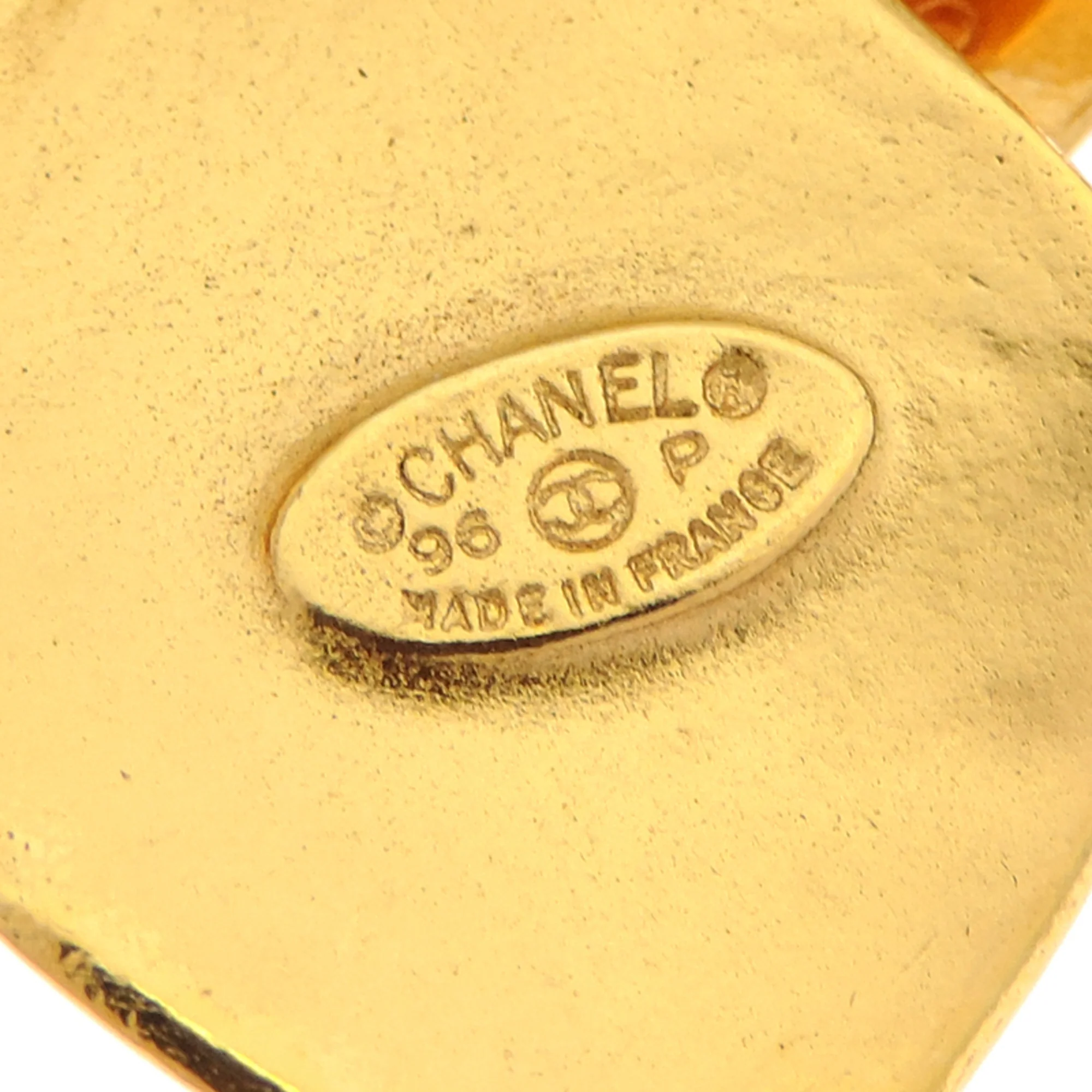 CC Logo Brooch Metal - Image 4