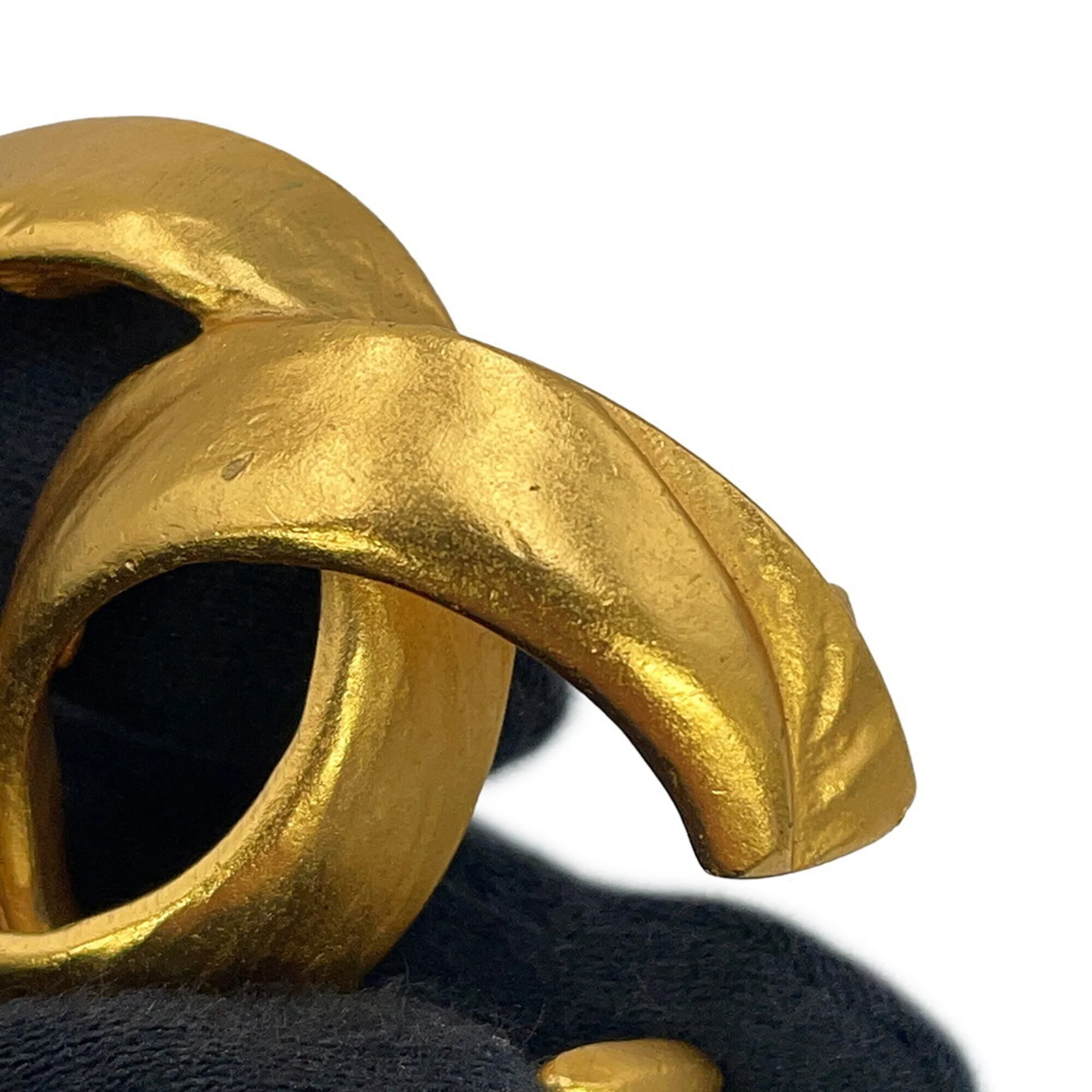 CC Logo Brooch Metal - Image 7