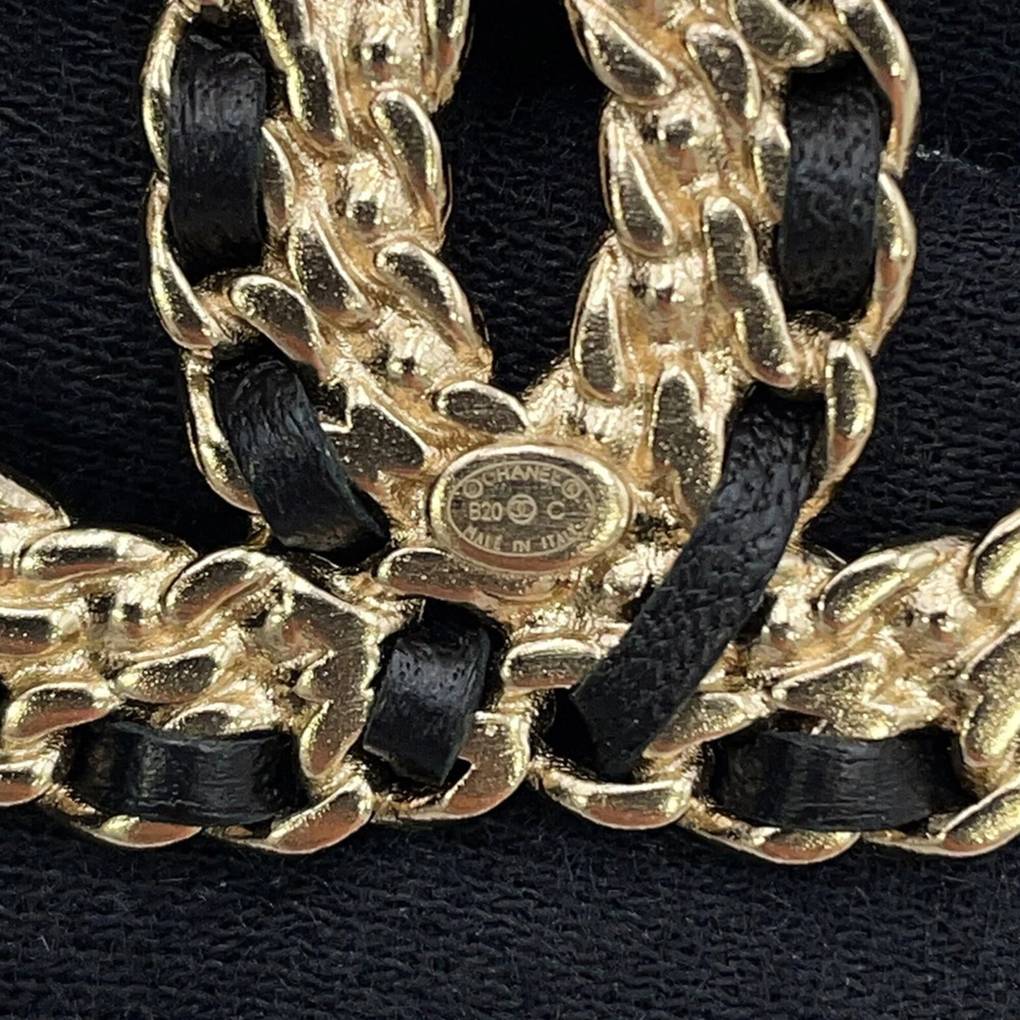 CC Logo Brooch Metal - Image 7
