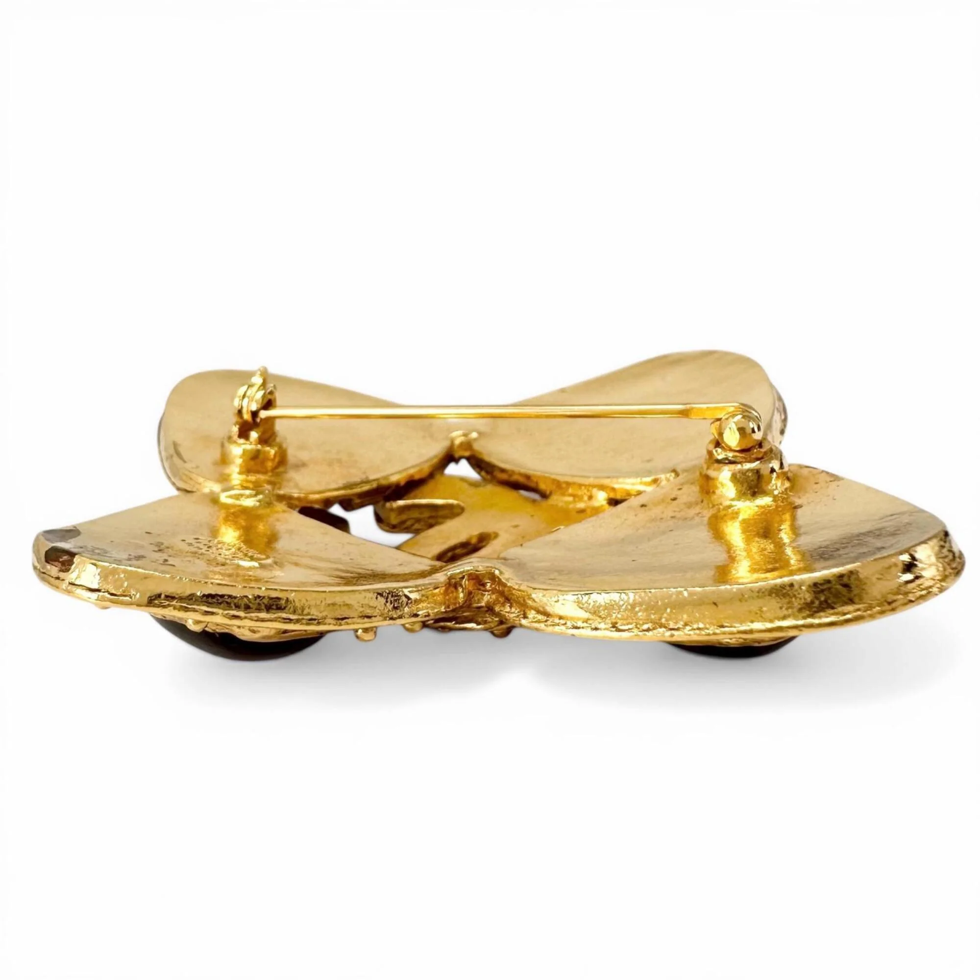 CC Logo Brooch Metal - Image 3