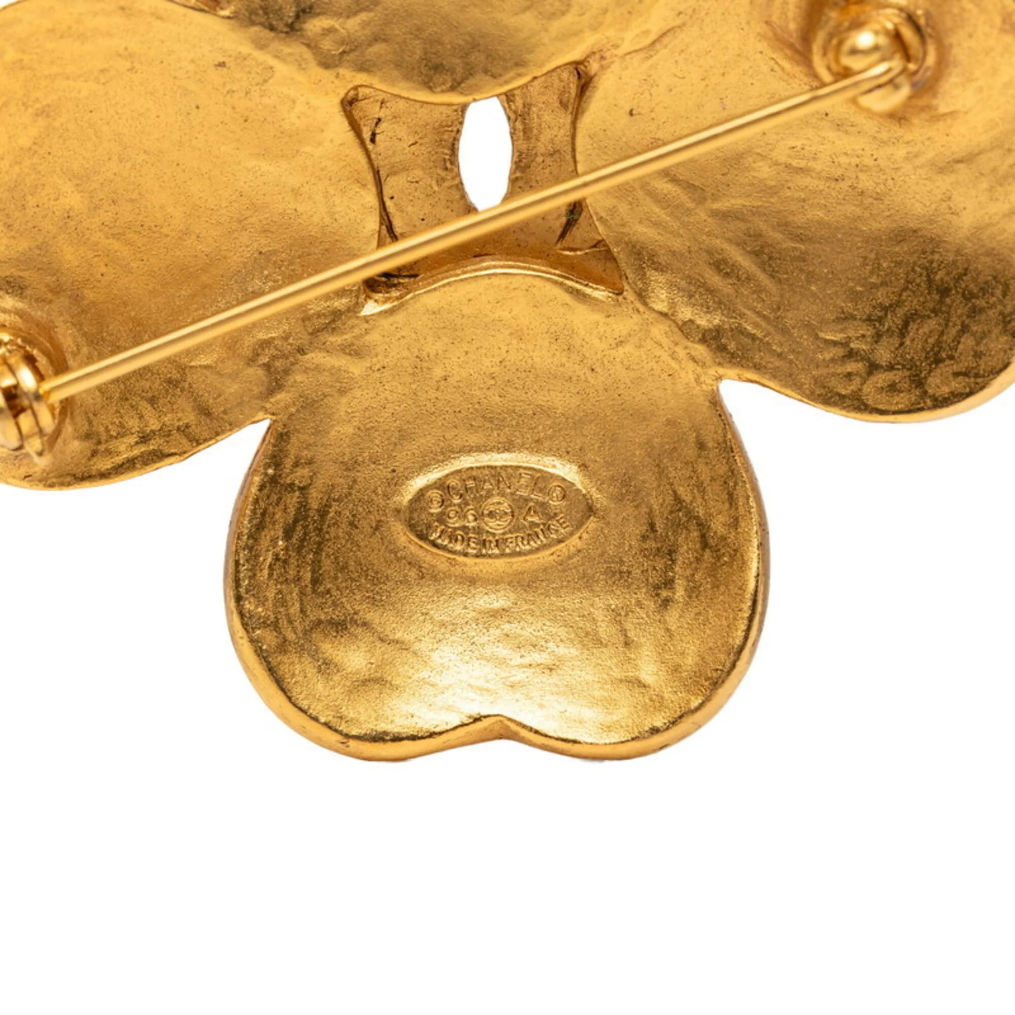 CC Logo Clover Brooch Metal - Image 3