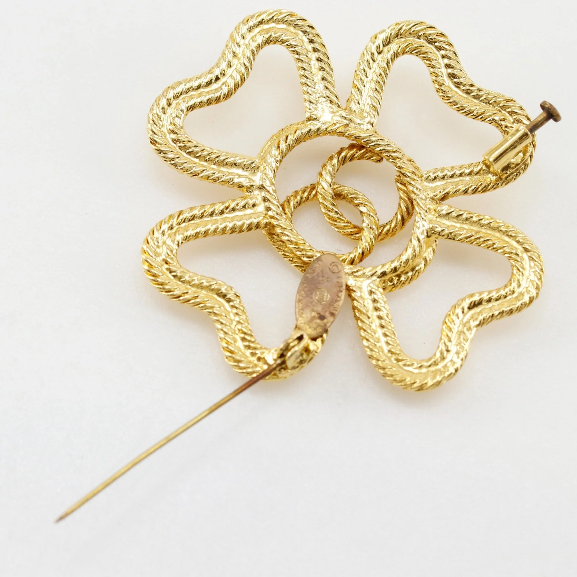 CC Logo Clover Brooch Metal - Image 3