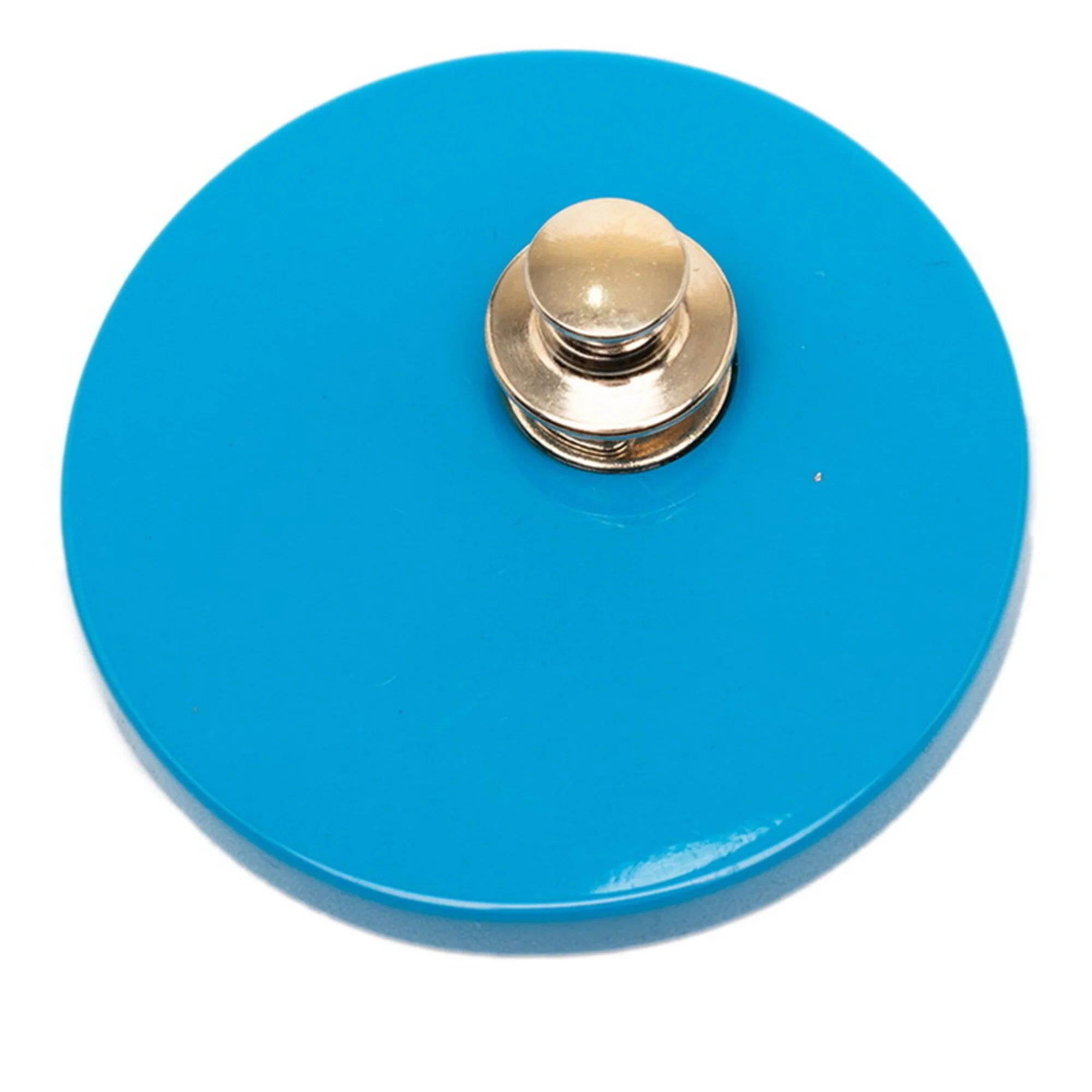 CC Logo Round Brooch Metal - Image 2