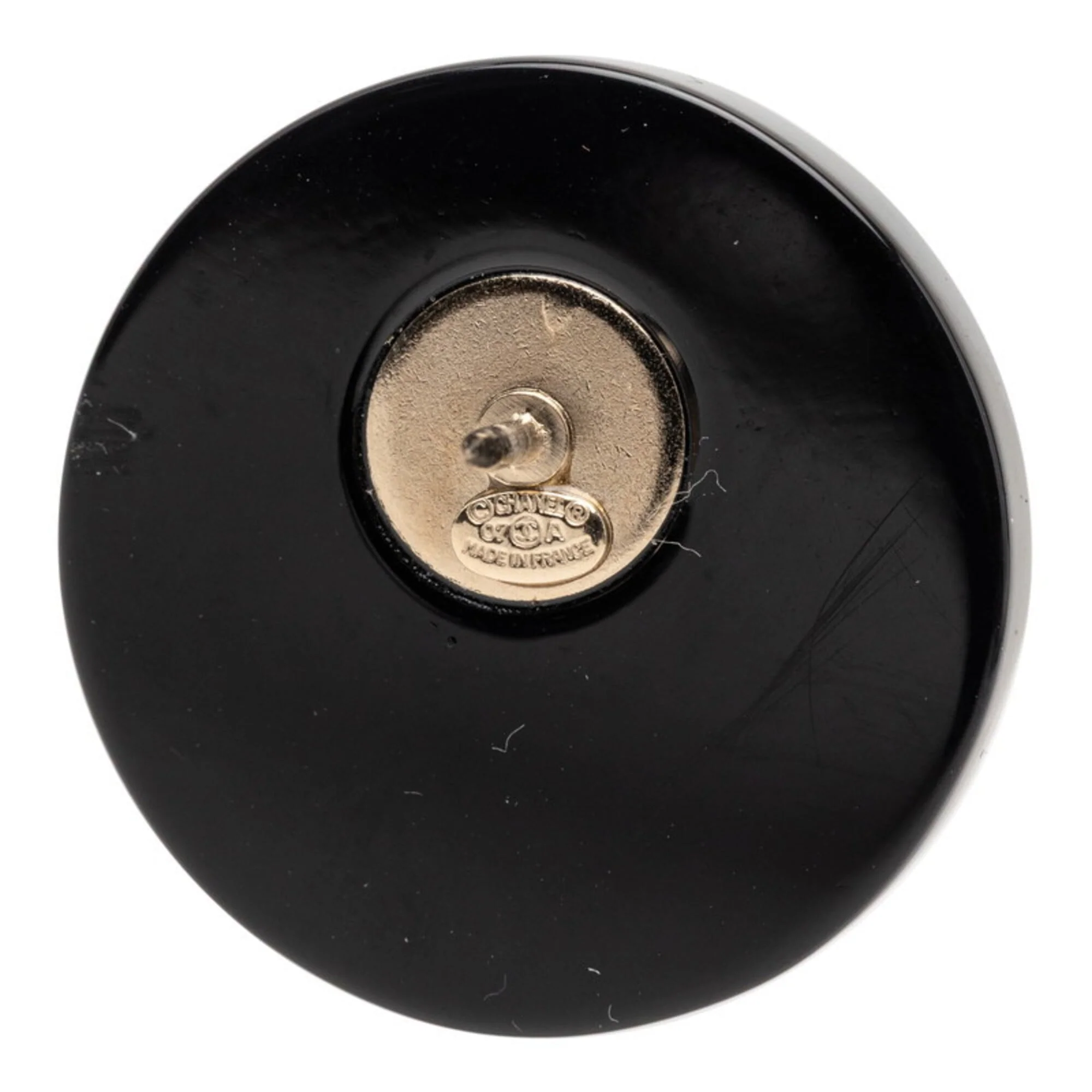 CC Logo Round Brooch Metal - Image 3