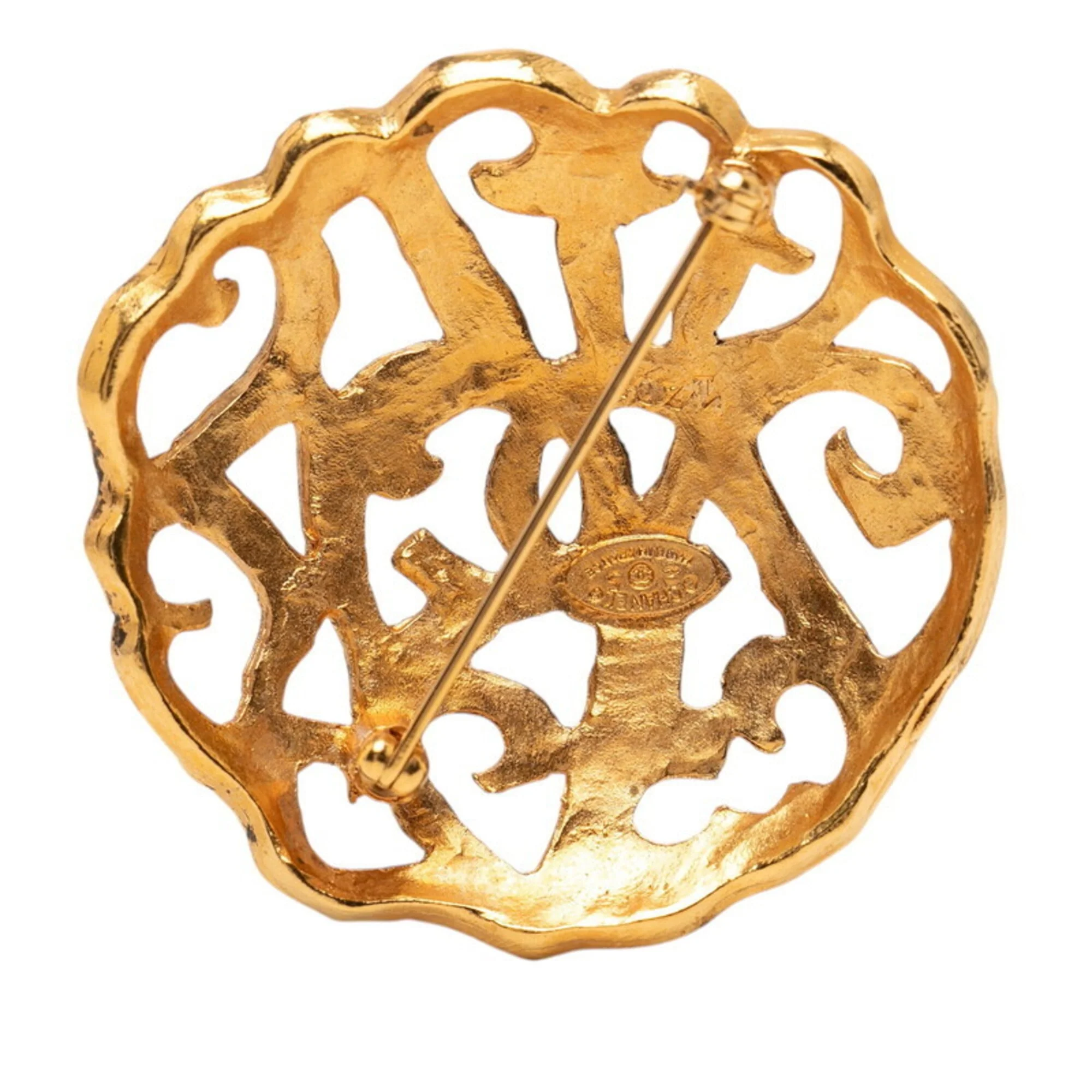 CC Logo Round Brooch Metal - Image 2