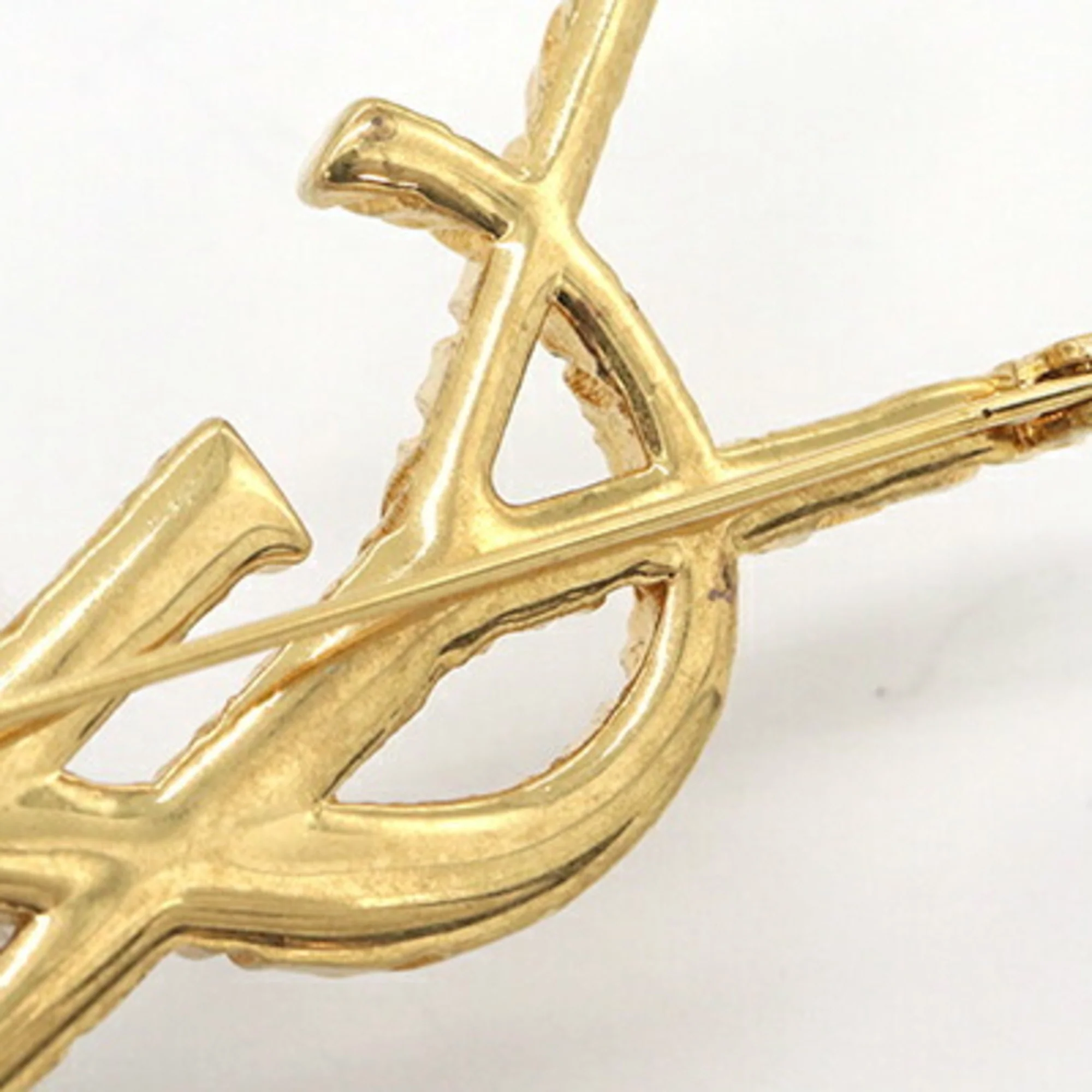 Cassandra Brooch Gold Metal - Image 5