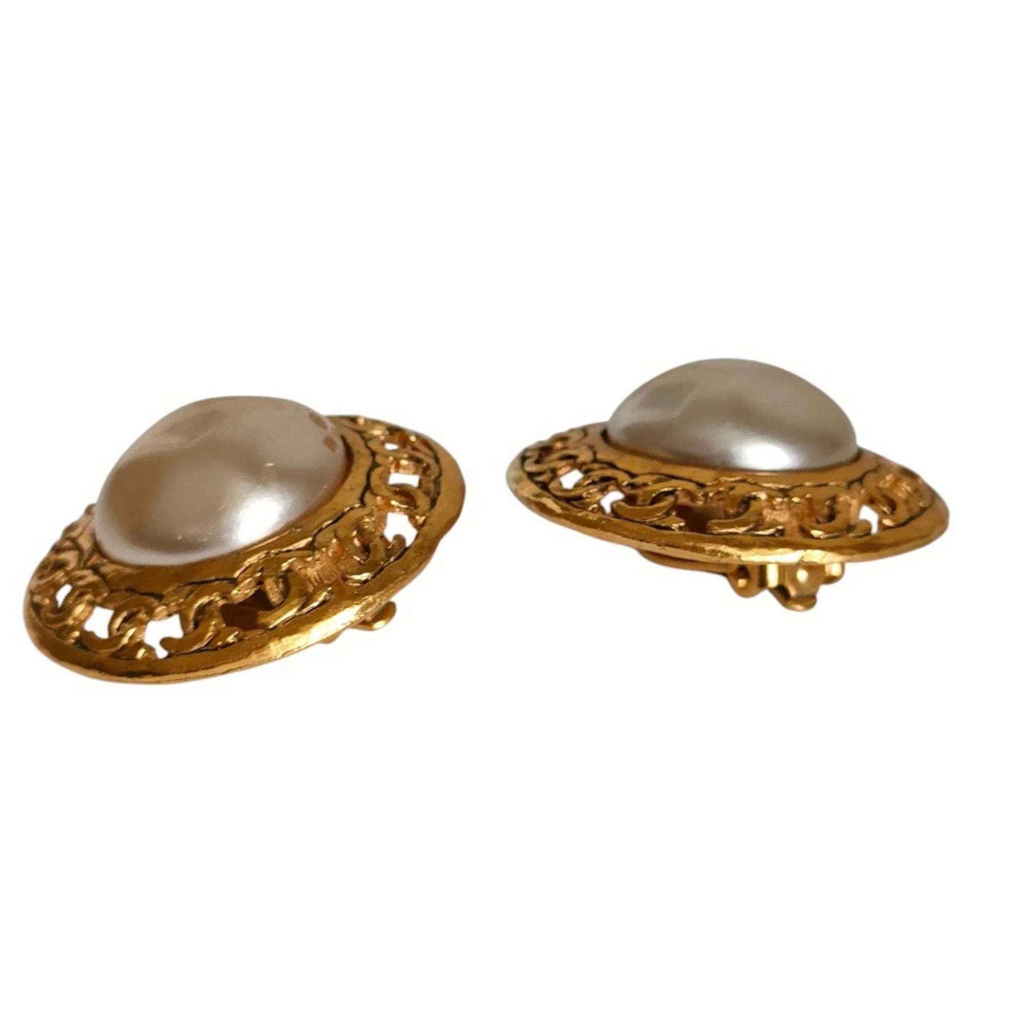 CC Logo Clip-On Earrings Gold-Tone Metal - Image 3