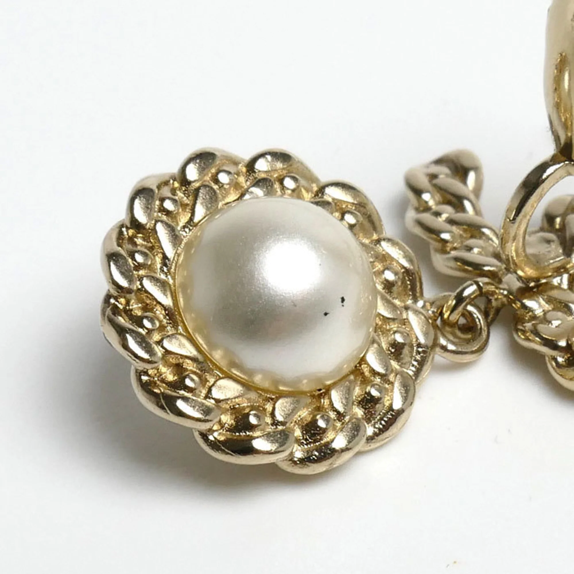 CC Logo Clip-On Earrings Gold-Tone Metal Gold-Tone Metal - Image 6