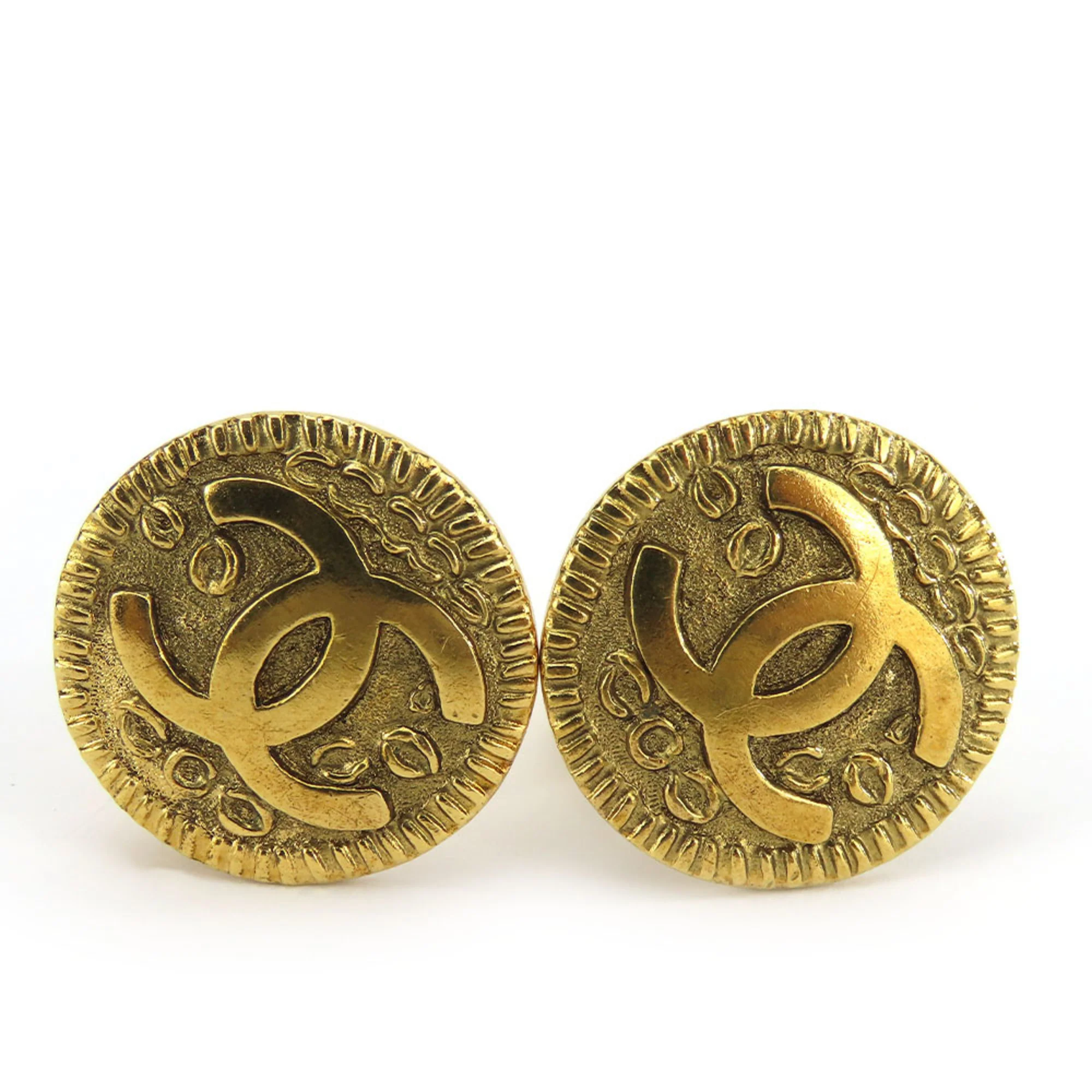 CC Logo Clip-On Earrings Gold-Tone Metal Gold-Tone Metal - Image 9