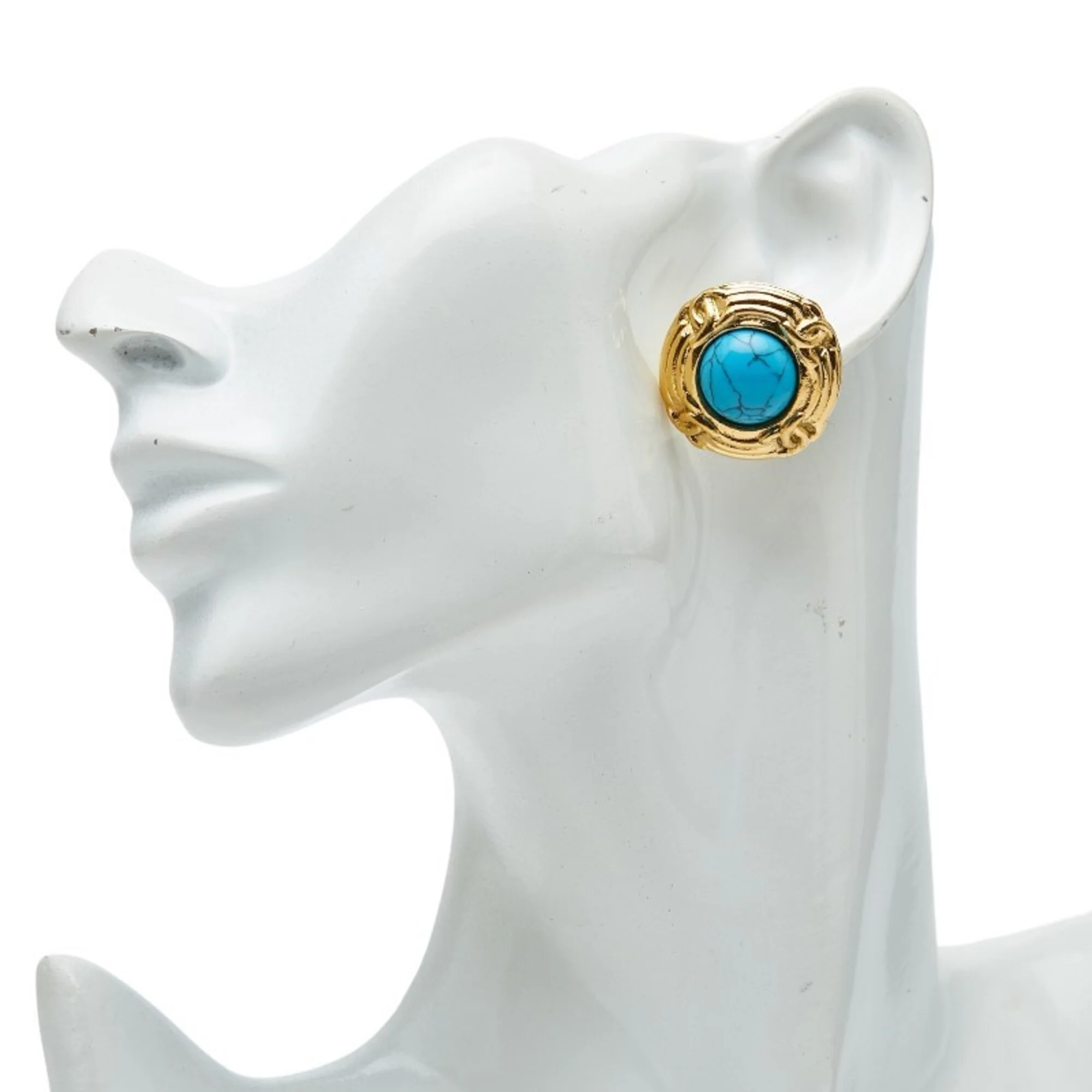 CC Logo Clip-On Earrings Gold-Tone Metal Gold-Tone Metal - Image 5