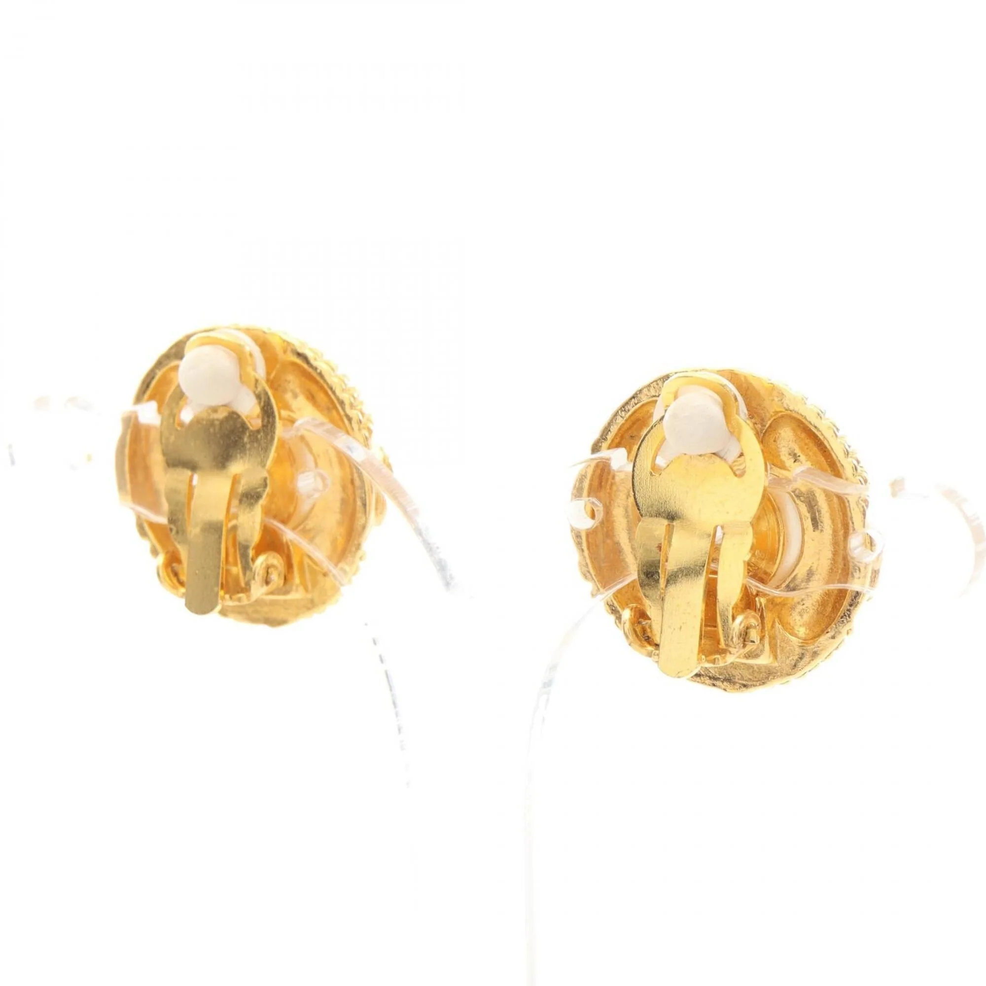 CC Logo Clip-On Earrings Metal - Image 2