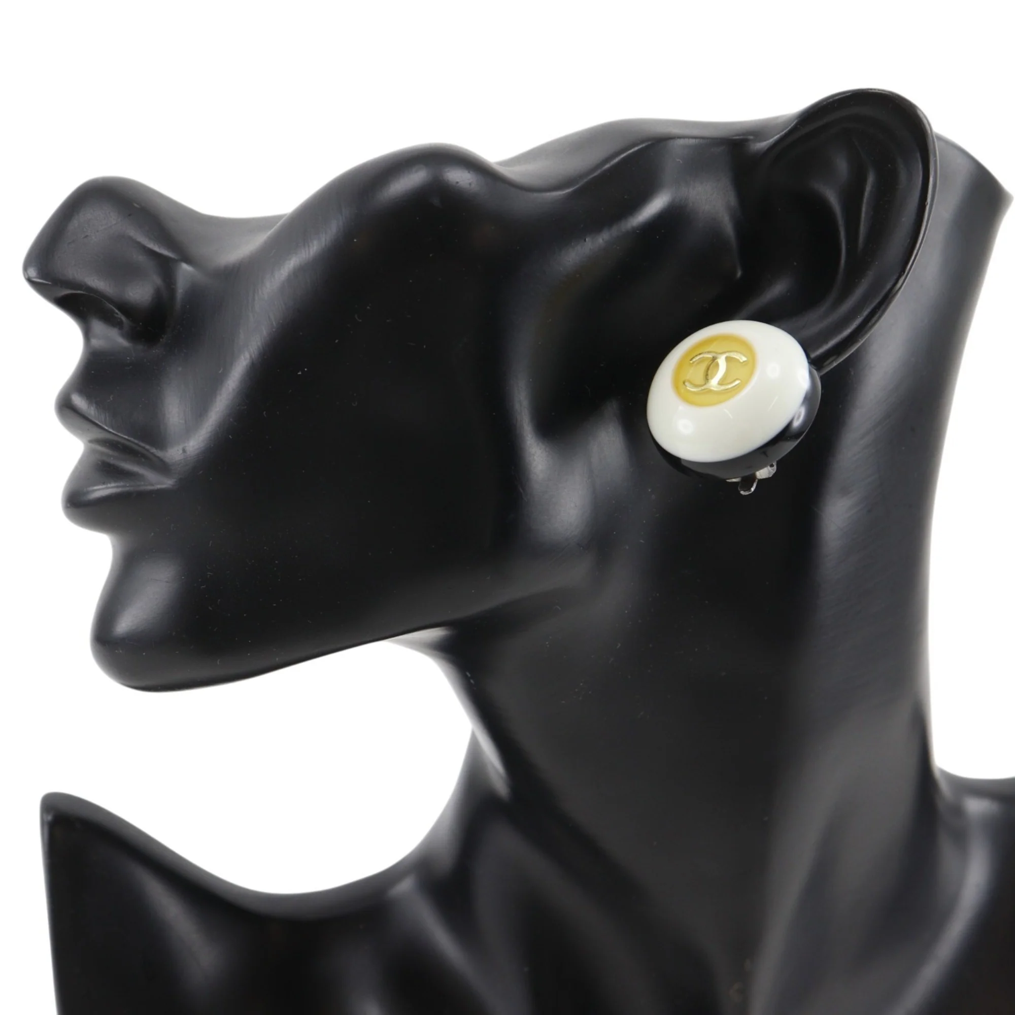 CC Logo Clip-On Earrings Metal - Image 2