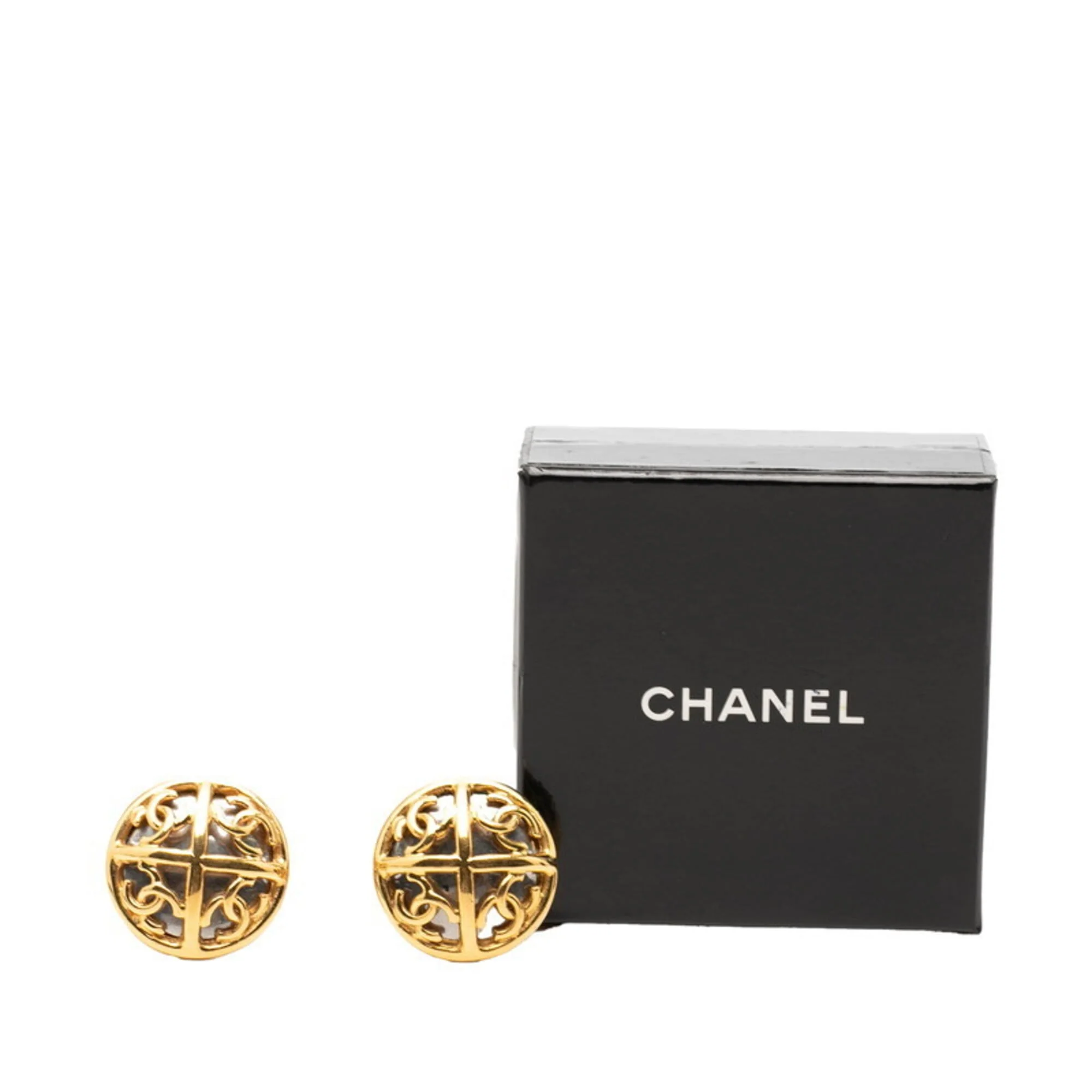 CC Logo Clip-On Earrings Metal Gold-Tone Metal - Image 4