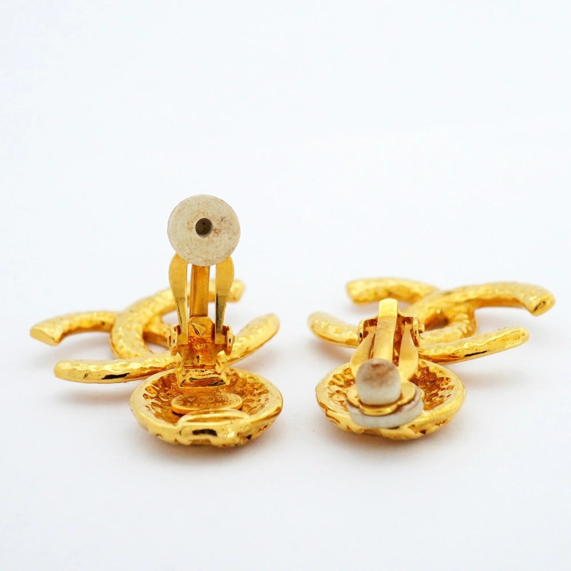 CC Logo Clip-On Earrings Metal Gold-Tone Metal - Image 3